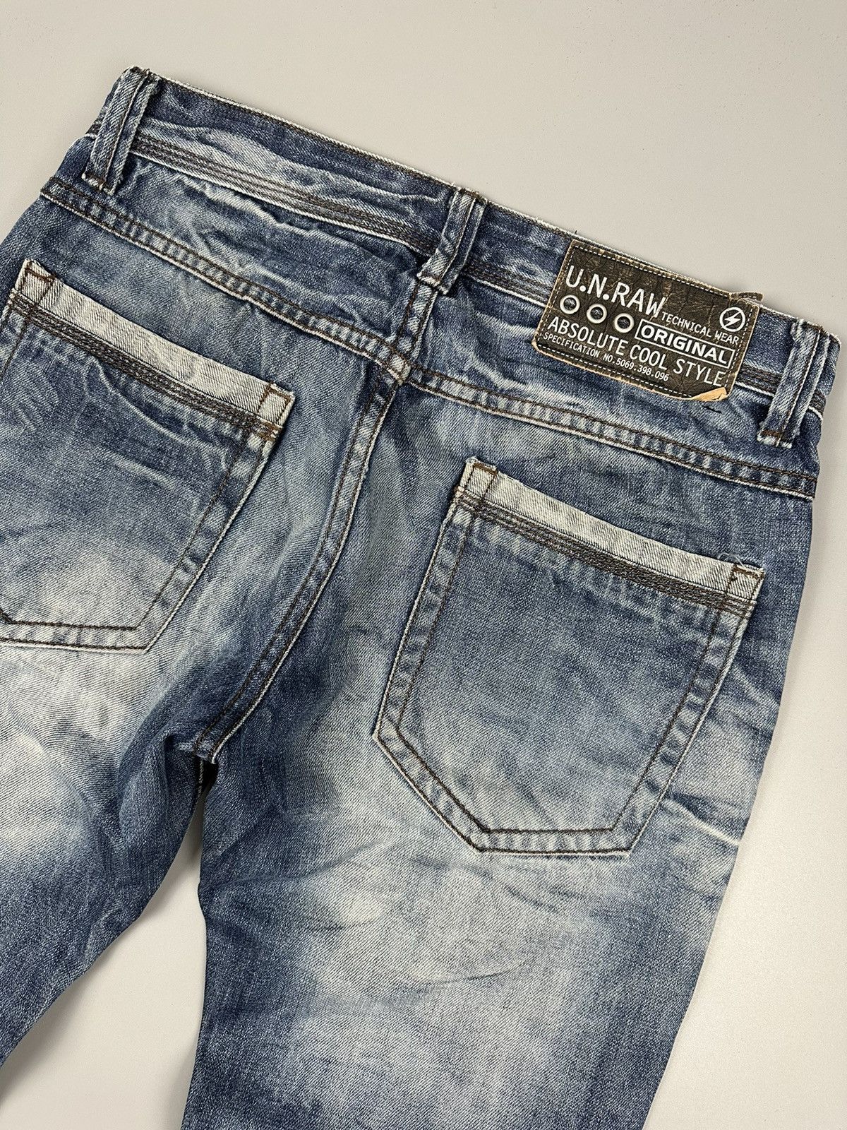 If Six Was Nine × Le Grande Bleu (L.G.B.) Distressed Unity Raw Whiskered Denim Size US 31 - 8 Thumbnail