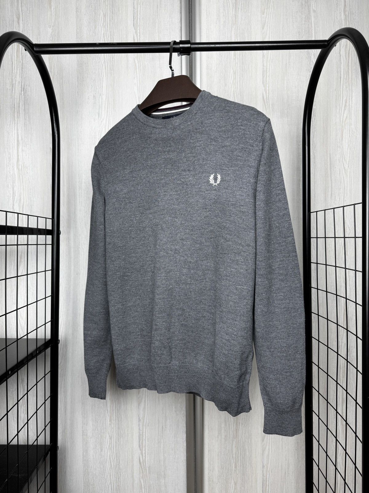 Fred Perry Fred Perry grey wool cotton small embroidered logo sweater Size US M / EU 48-50 / 2 - 5 Thumbnail