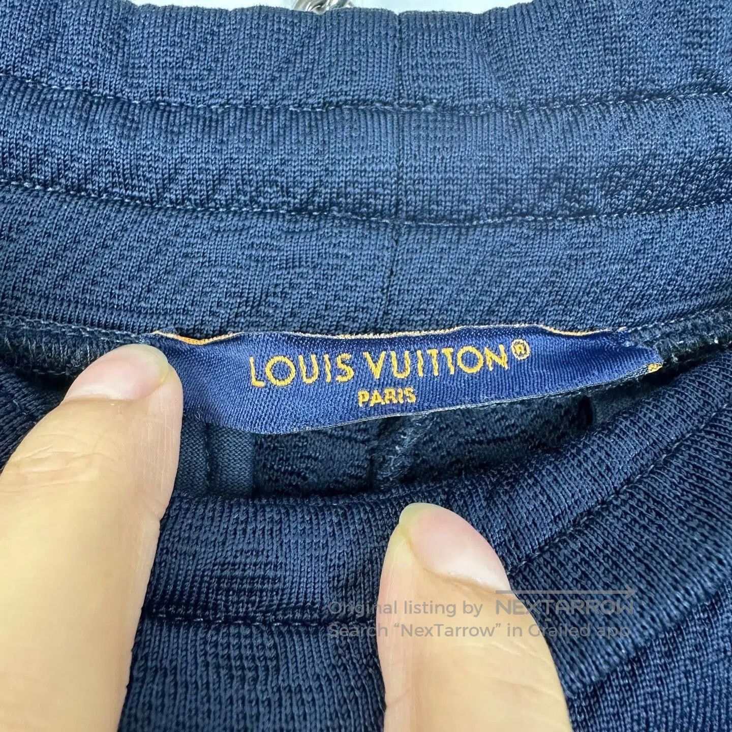 Louis Vuitton Louis Vuitton Logo Embossed Jogger Pants. Size US 26 / EU 42 - 4 Thumbnail