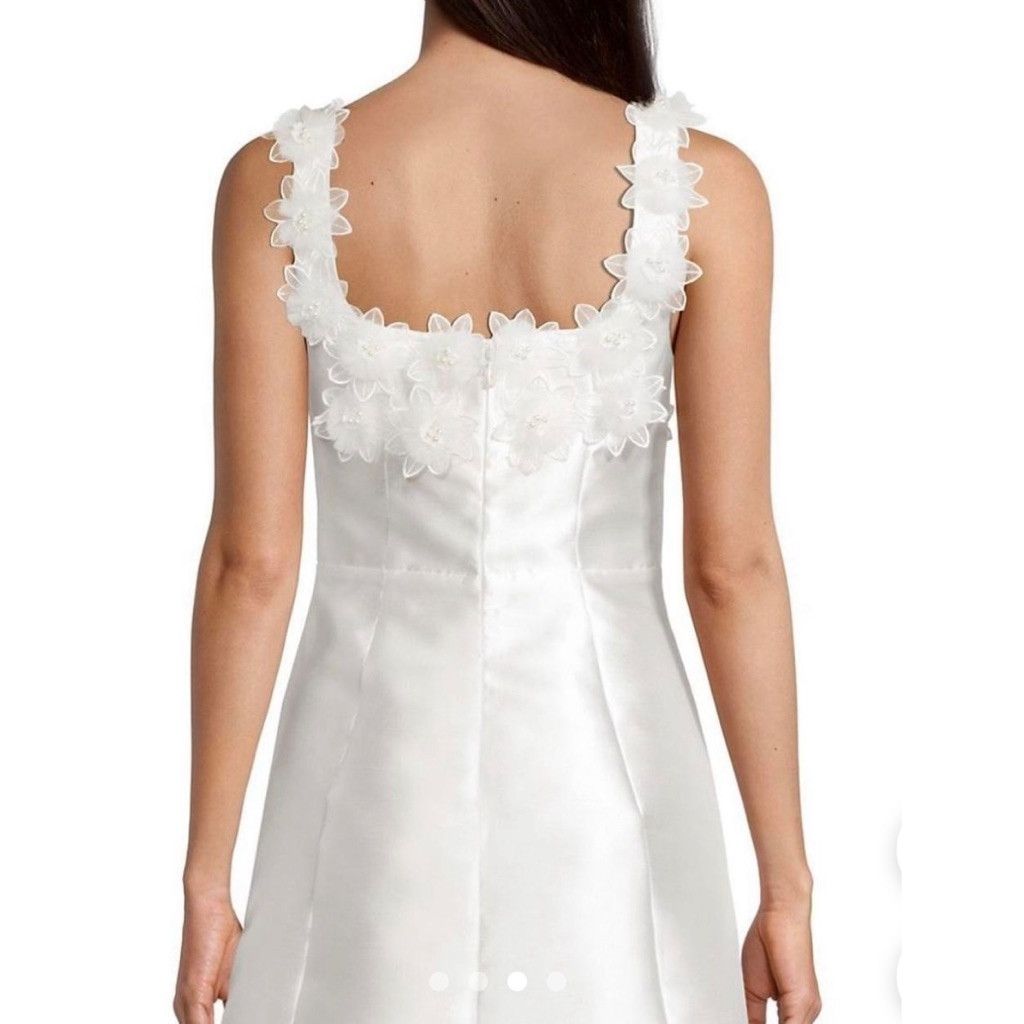 Designer NWOT ELLIATT White Floral Appliqué Mini Dress – Size S Size S / US 4 / IT 40 - 3 Thumbnail