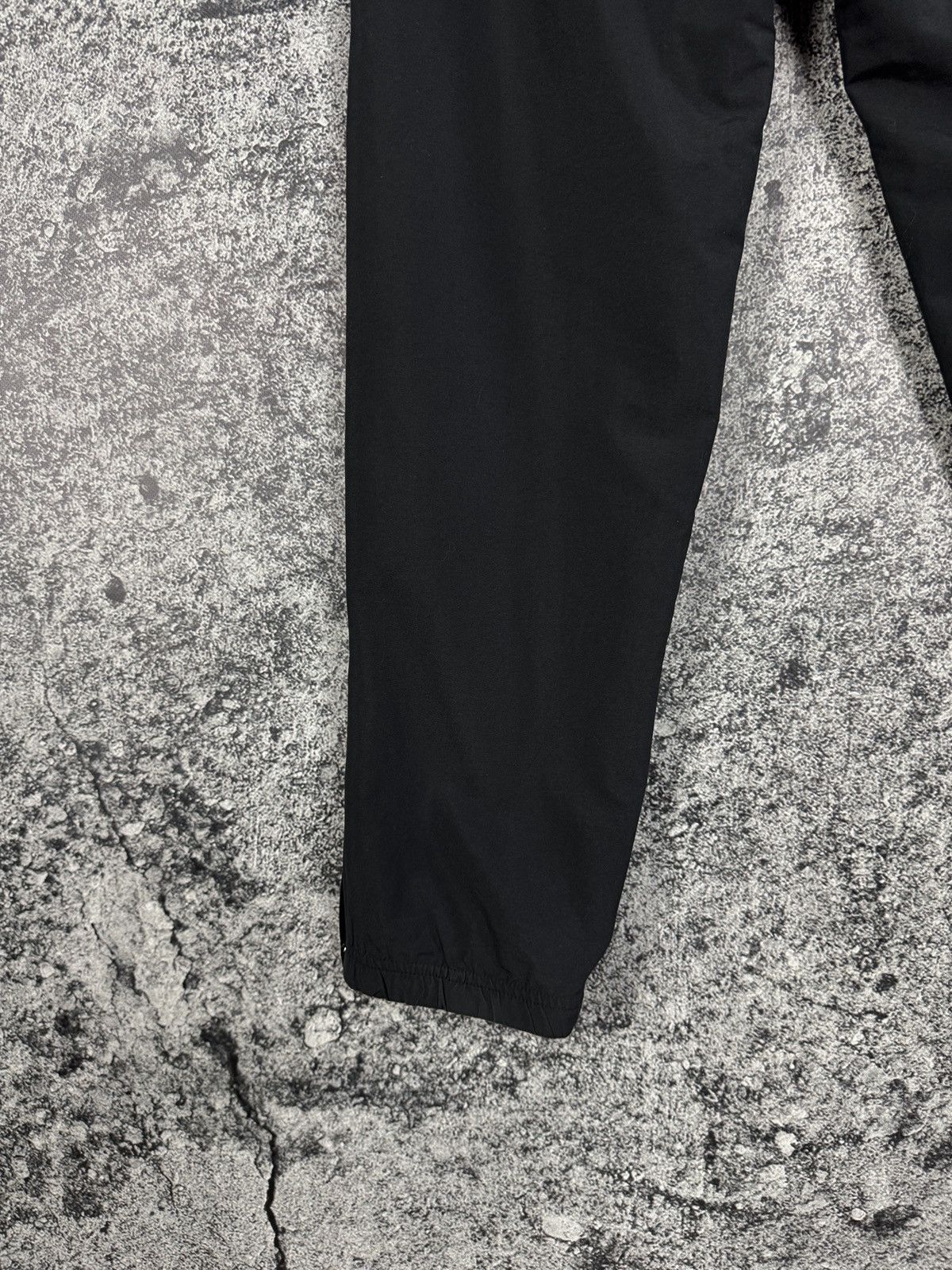 Nike Nike Track Pants Vintage 90s Style Zip Cuffs Y2K Size L Size US 36 / EU 52 - 15 Thumbnail
