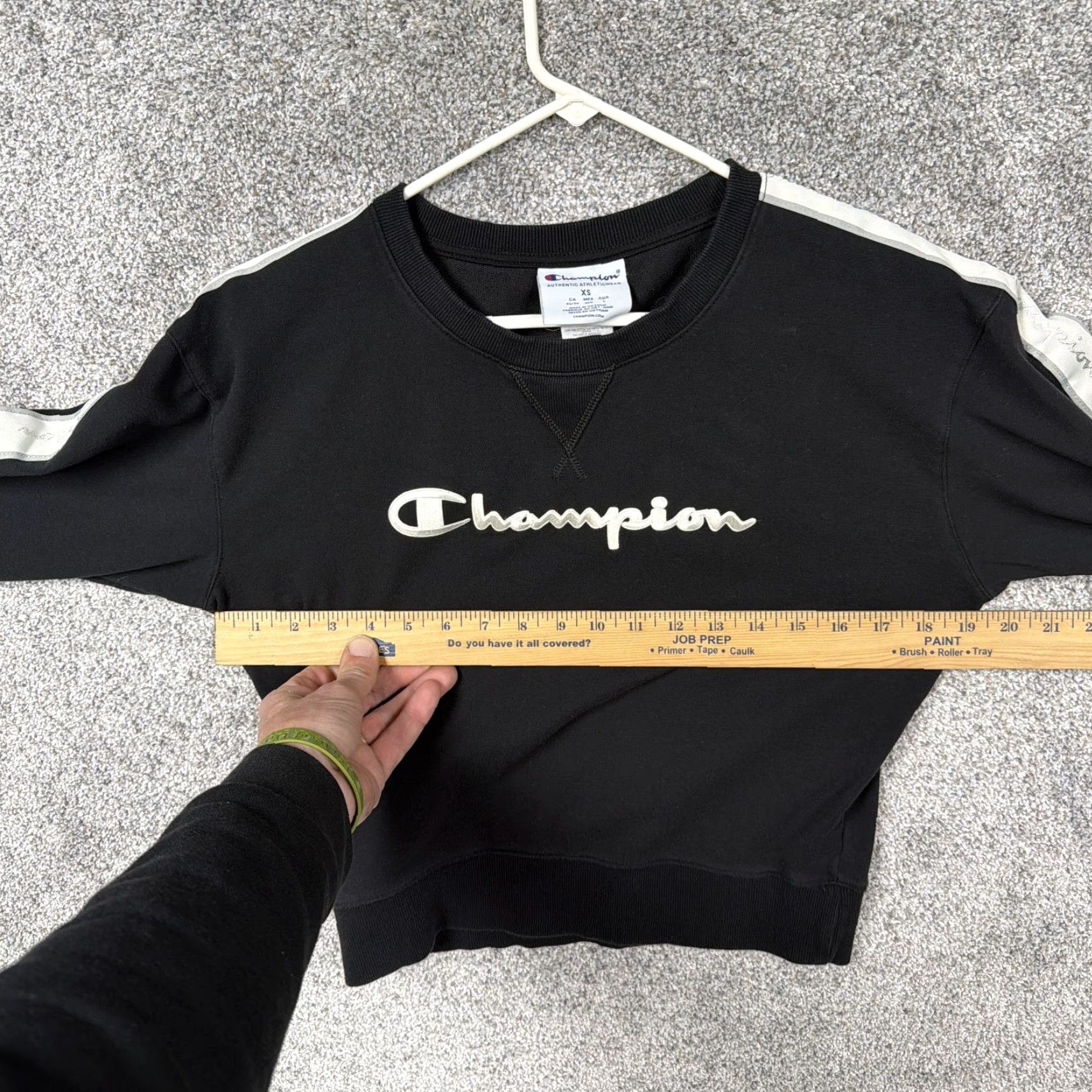 Champion Champion Sweatshirt XS Black Logo Tape Crewneck Pullover Athletic Cropped Womens Size XS / US 0-2 / IT 36-38 - 4 Thumbnail