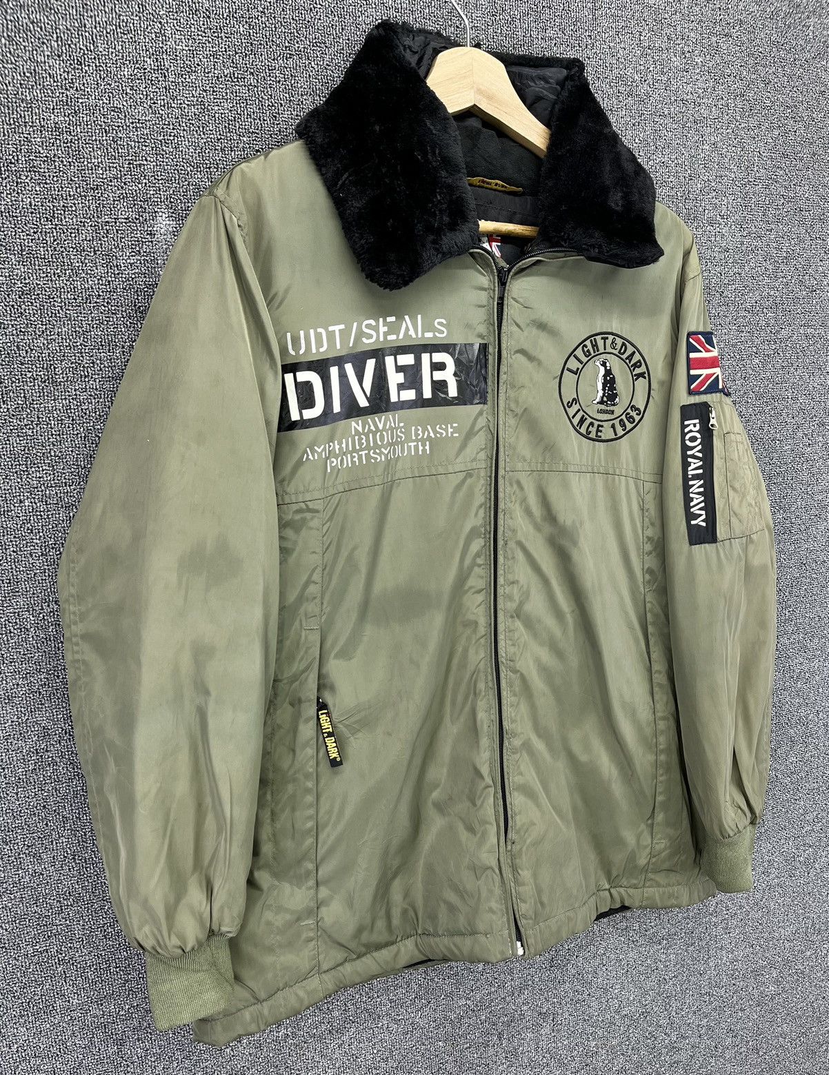 Vintage Vintage Light & Dark London Outdoor Jacket Size US XL / EU 56 / 4 - 2 Thumbnail