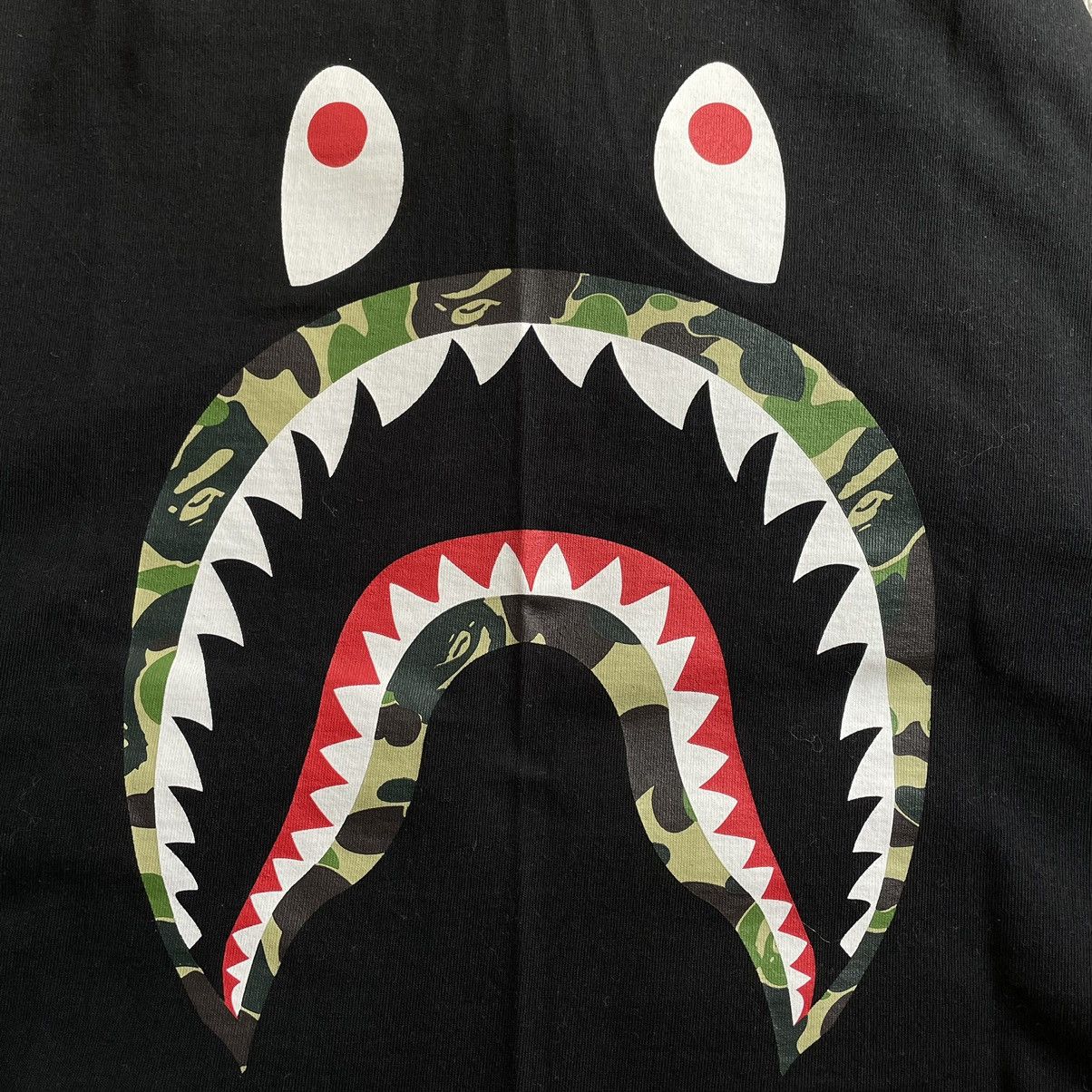 Bape BAPE Digital 1st Camo Shark Mouth Tee Size US M / EU 48-50 / 2 - 17 Thumbnail