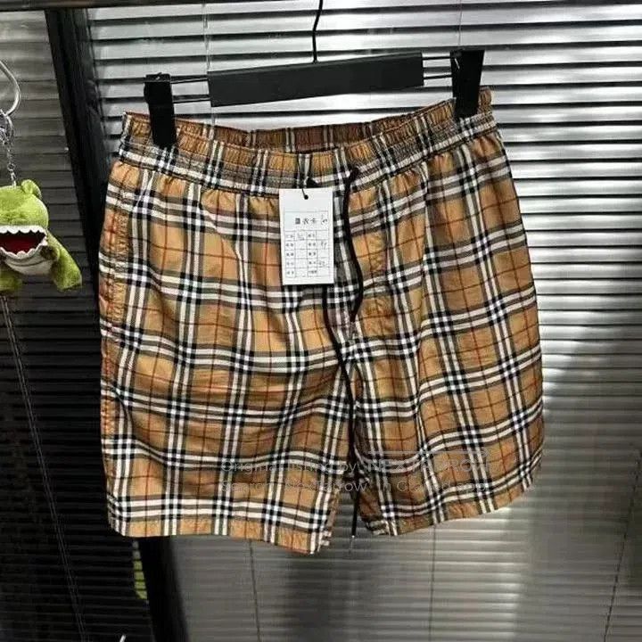 Burberry Burberry Check Shorts XS. Size 22" - 1 Thumbnail