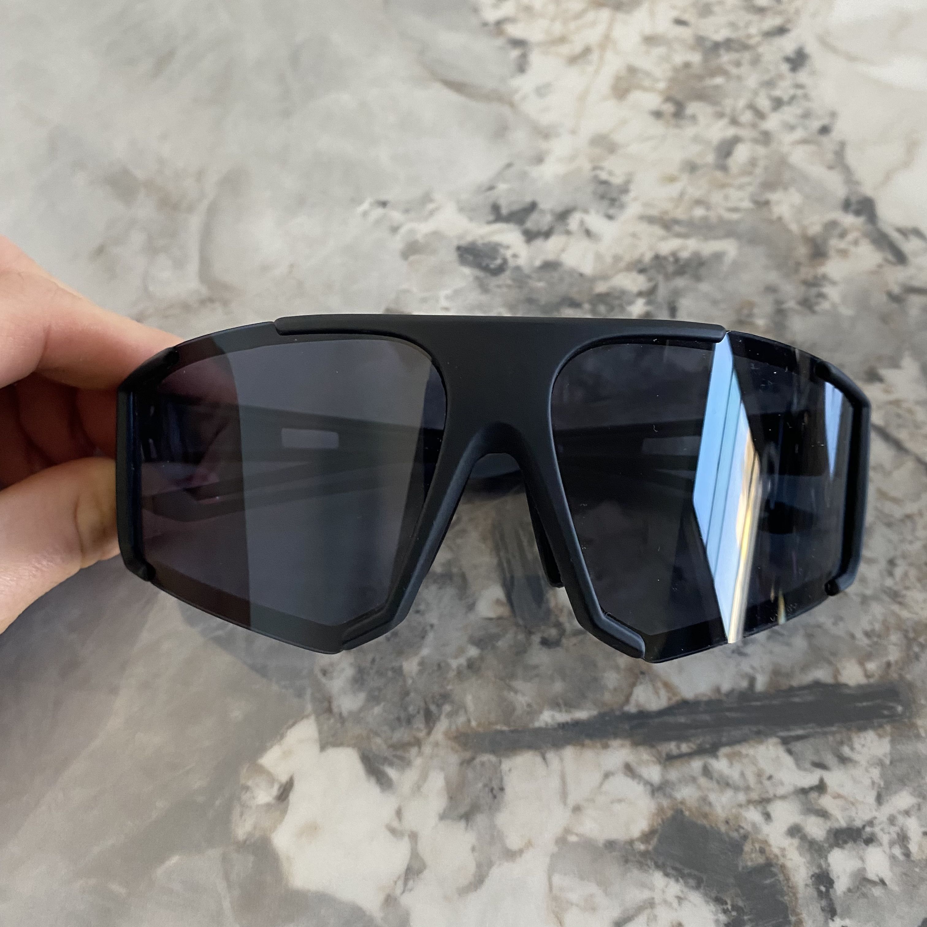 Vintage Black Futuristic Matrix Sporty Sunglasses Size ONE SIZE - 9 Thumbnail