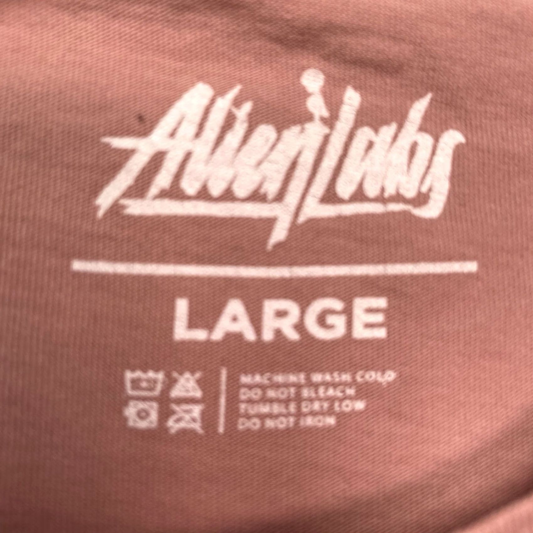 Globe NASA Alienlabs Shirt Men’s Large GLOBE SKULLS STREETWEAR GRAPHIC Pink Big Print Size US L / EU 52-54 / 3 - 3 Thumbnail