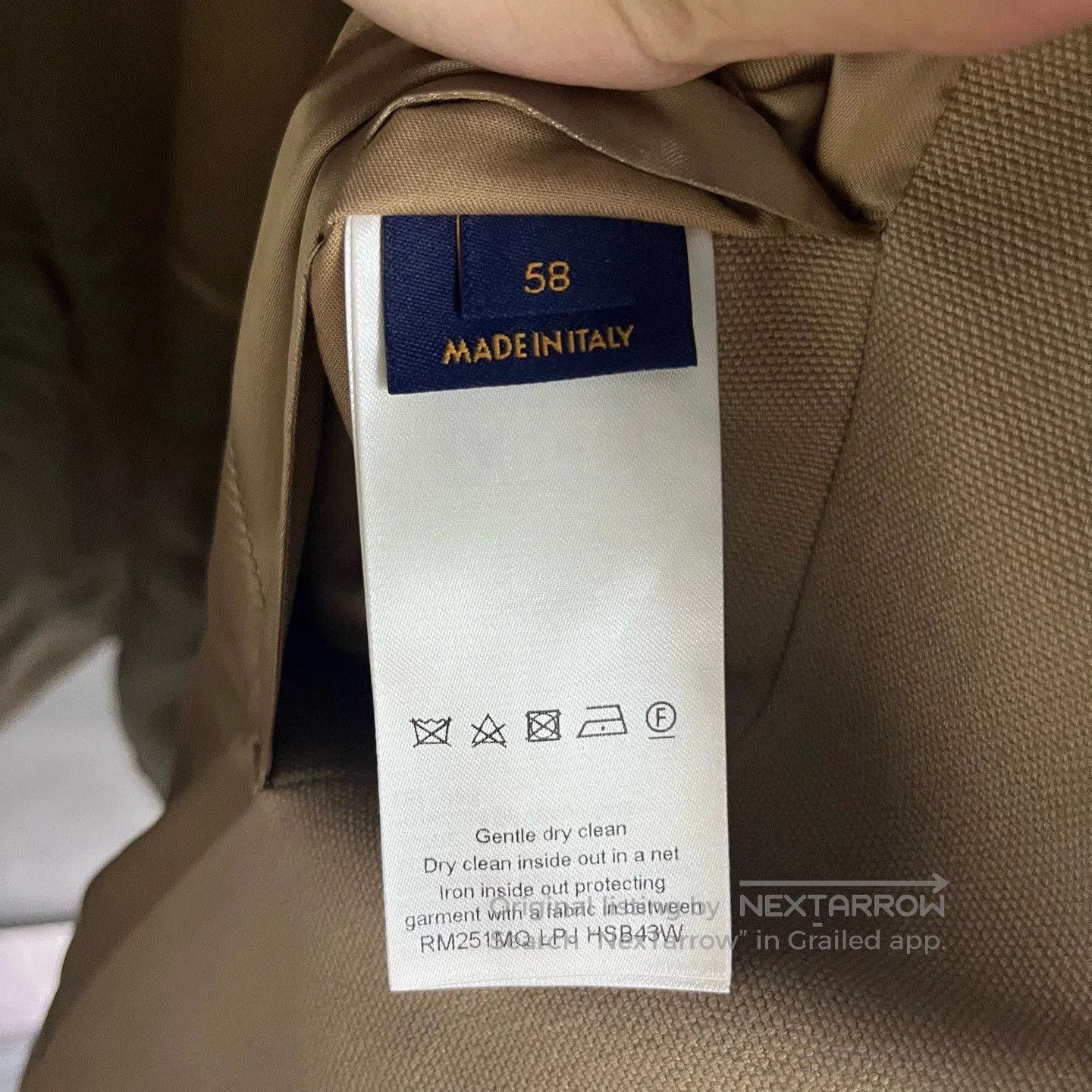 Louis Vuitton louis vuitton beige logo zip long sleeve jacket. Size US XXL / EU 58 / 5 - 4 Thumbnail