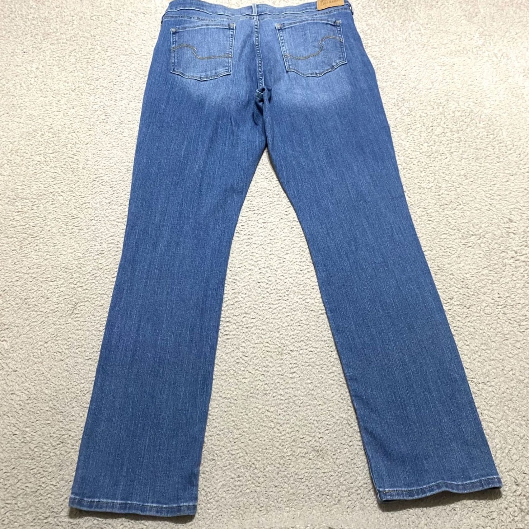 Levi's Levi's Signature Jeans Blue Denim Medium Wash 16 Regular 5-Pocket Straight Mid Rise Womens Jeans Size 38" / US 16 / IT 52 - 2 Thumbnail