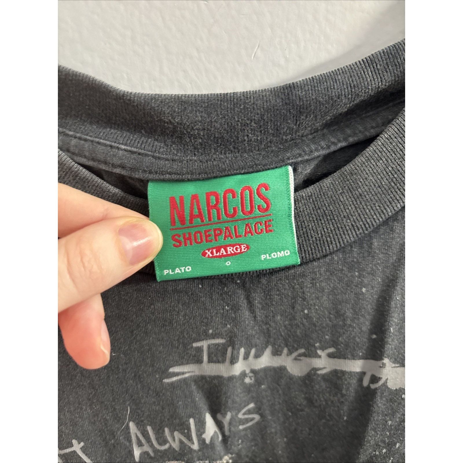 Palace Narcos Shoe palace Tee X-Large Size US XL / EU 56 / 4 - 2 Thumbnail
