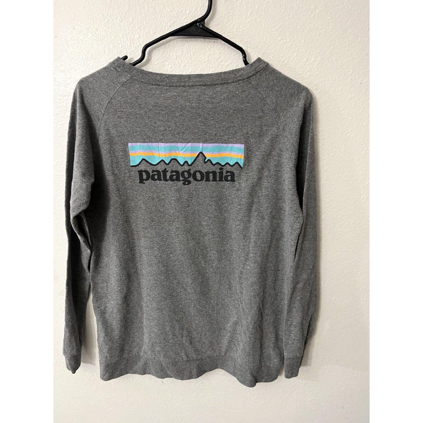 Patagonia Patagonia T-Shirt Long Sleeve Gray Outdoor Casual Wear Small Mens Size US S / EU 44-46 / 1 - 2 Thumbnail