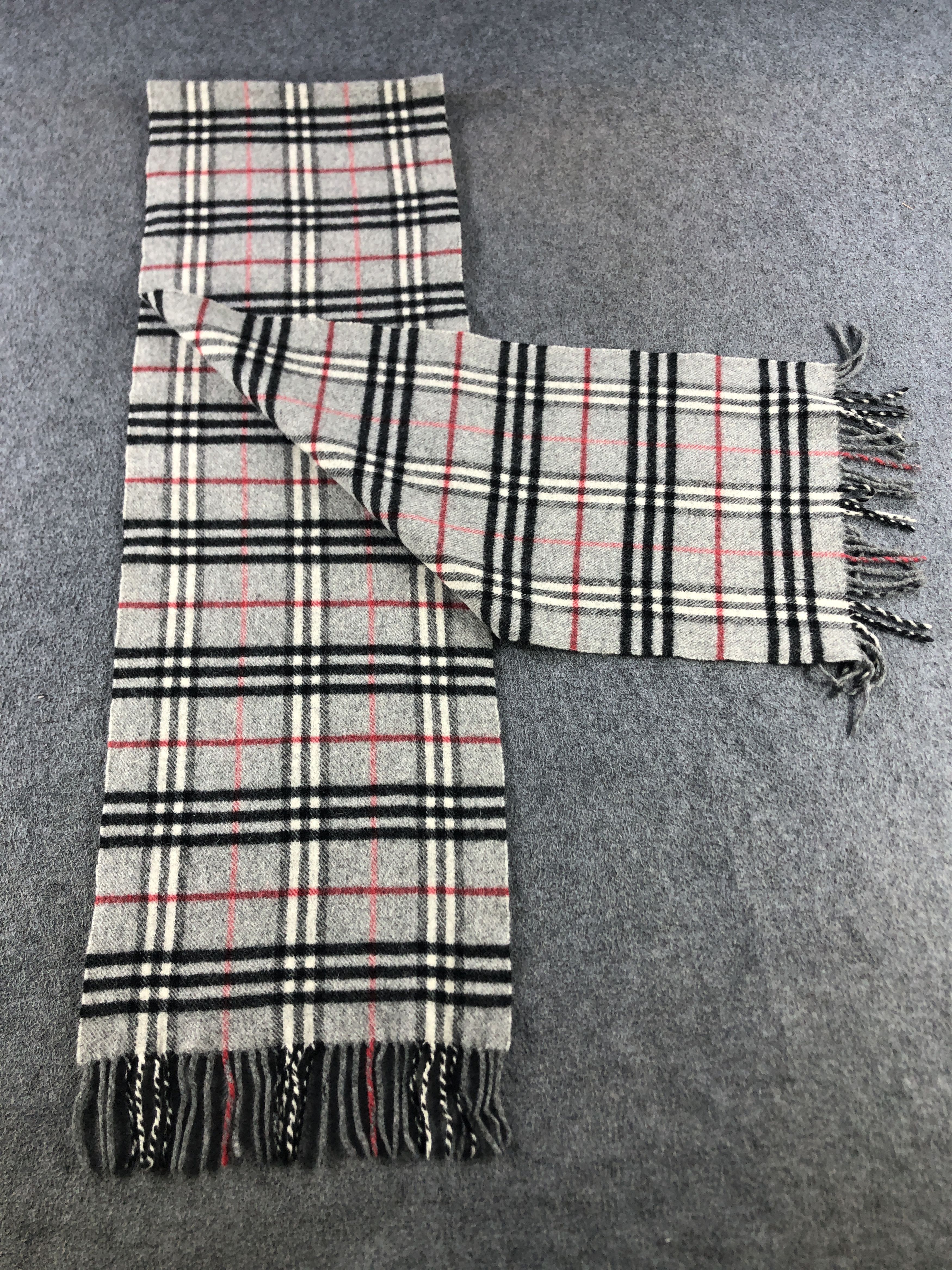 Burberry Burberry Scarf / Muffler / Neckwear P945 Size ONE SIZE - 3 Thumbnail