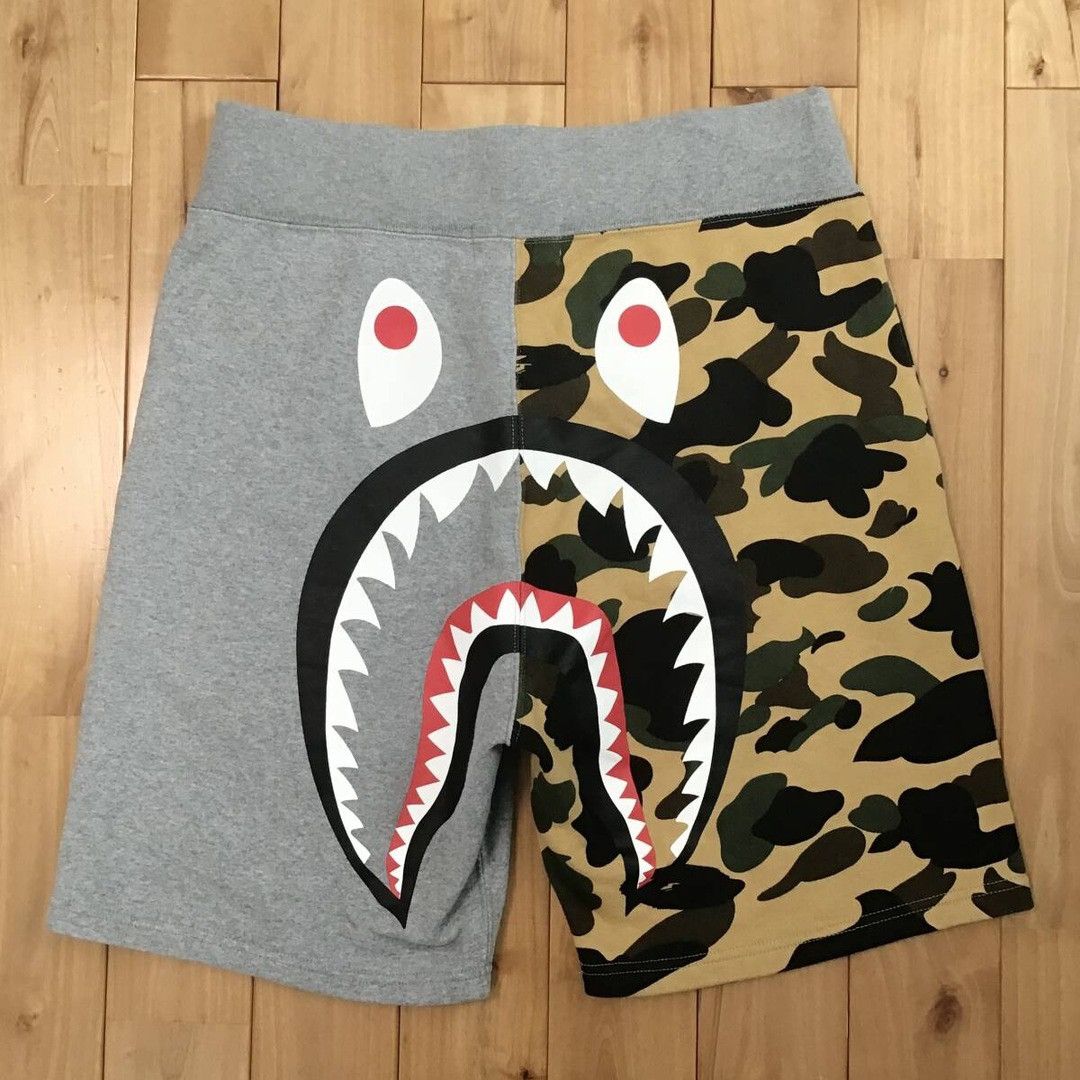 Bape BAPE camo Back Shark Sweat Shorts a bathing ape ★size M Size US 32 / EU 48 - 1 Thumbnail
