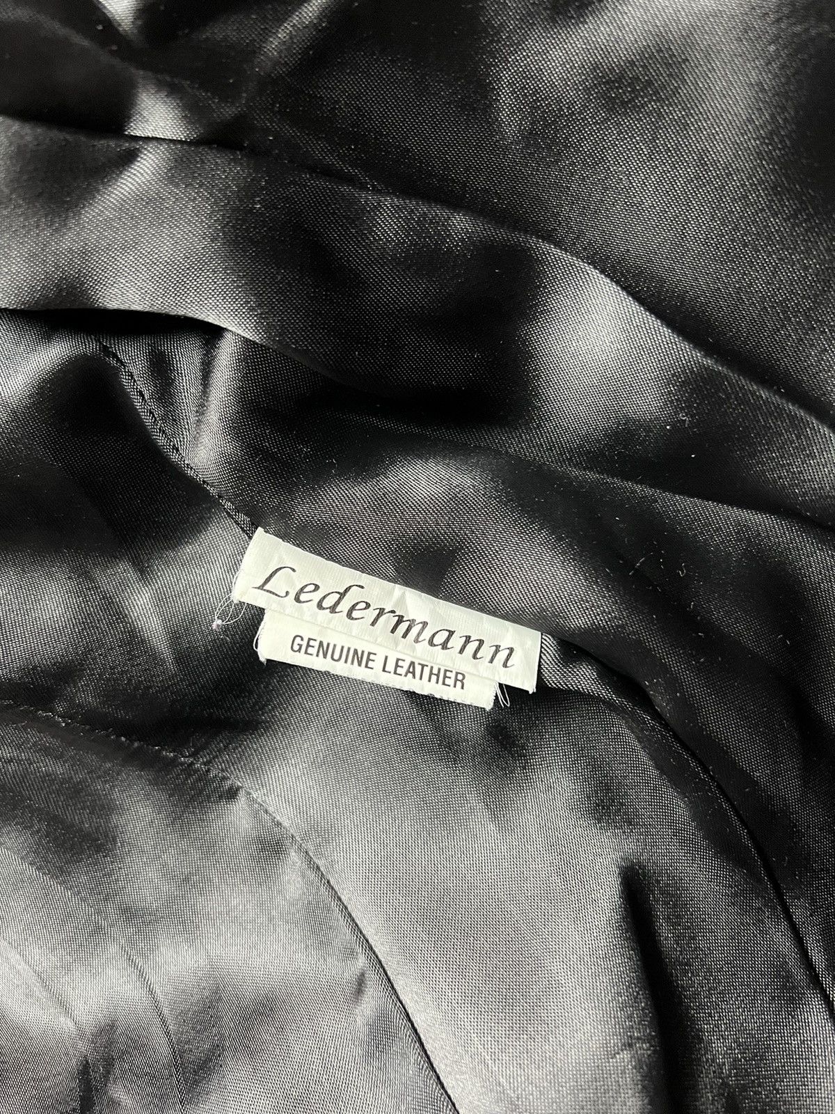 Japanese Brand Vintage Leather Faded Asymmetrical Rick Owens Style Jacket Size S / US 4 / IT 40 - 10 Thumbnail
