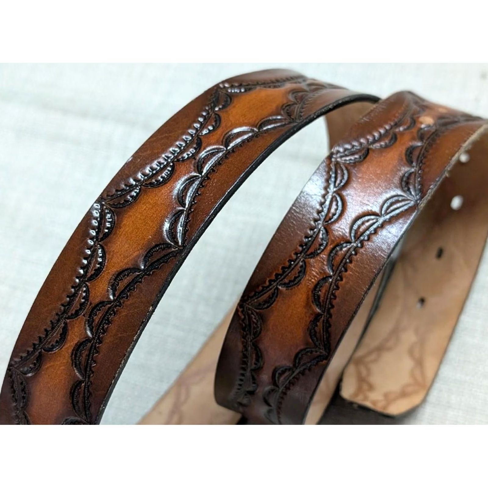 Vintage VINTAGE USA made TOOLED buckle belt western Geometric 38 brown Cowhide leather belt Mens Size 38 - 2 Thumbnail
