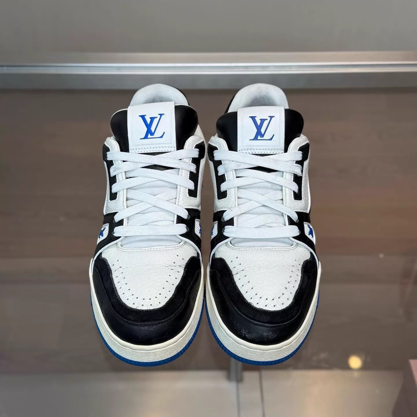 Louis Vuitton LV Trainer Fragment 2.0 UK4 (38) 95 Size US 7.5 / IT 37.5 - 2 Thumbnail