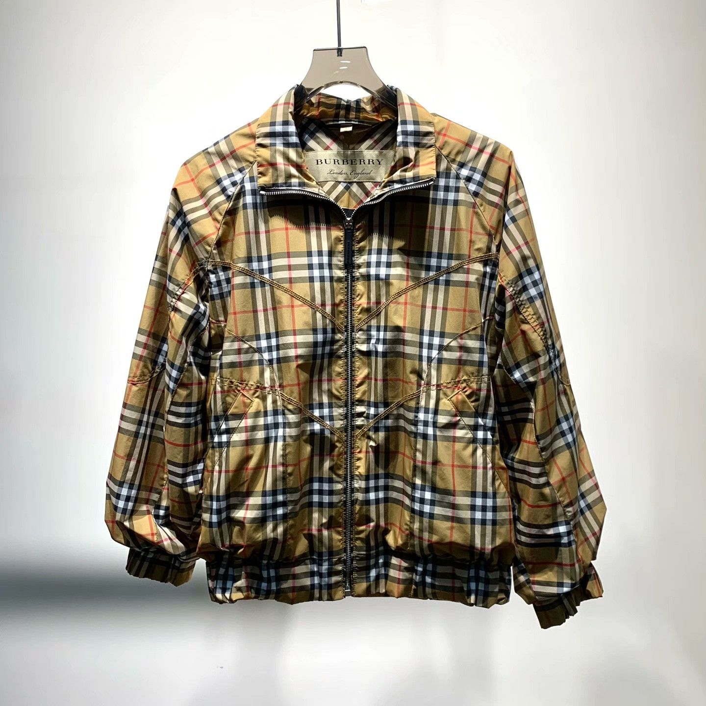 Burberry Burberry Plaid Light Jacket S Men Size US S / EU 44-46 / 1 - 1 Thumbnail