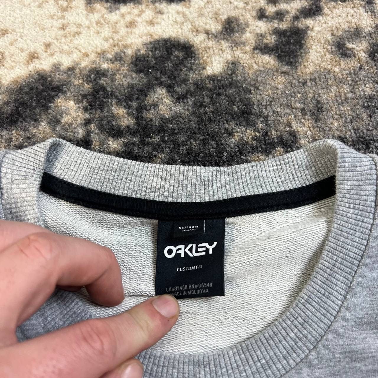 Oakley Oakley Vintage Big Logo Sweatshirt Streetwear Y2K Style Size US XXL / EU 58 / 5 - 7 Thumbnail