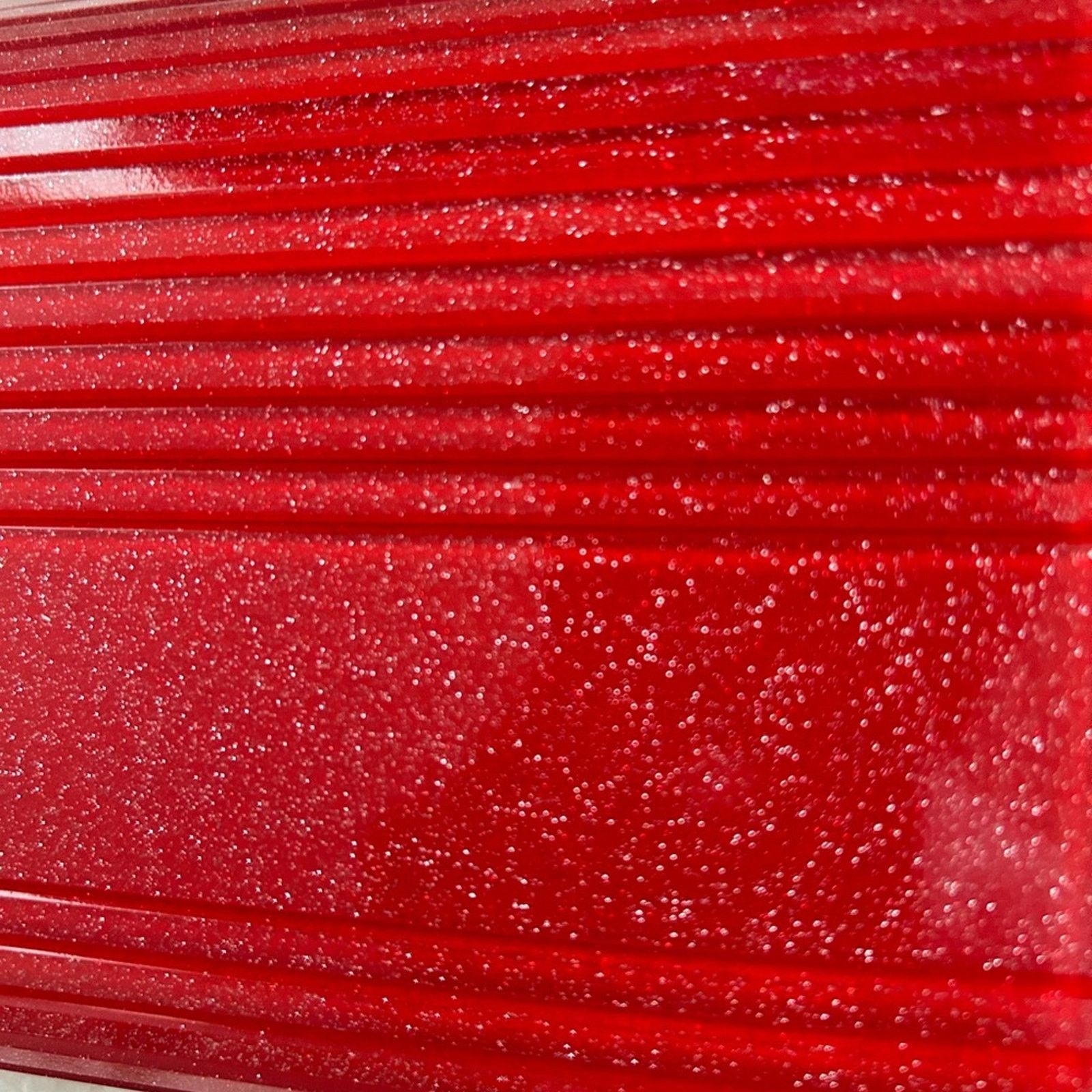 Designer Red sparkly acrylic Women’s clutch purse Size ONE SIZE - 8 Thumbnail