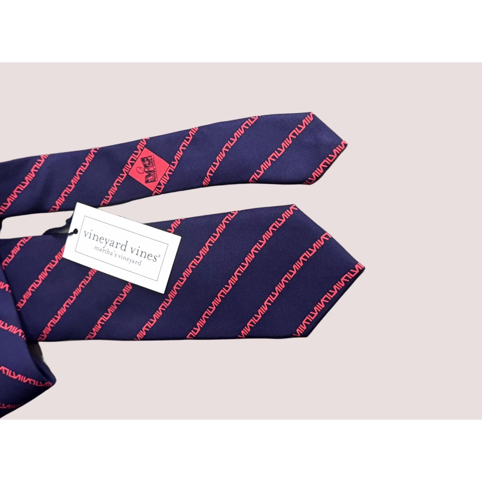 Vineyard Vines VINTAGE Vineyard Vines Las Vegas Super Bowl Original Neck Tie Size ONE SIZE - 1 Thumbnail