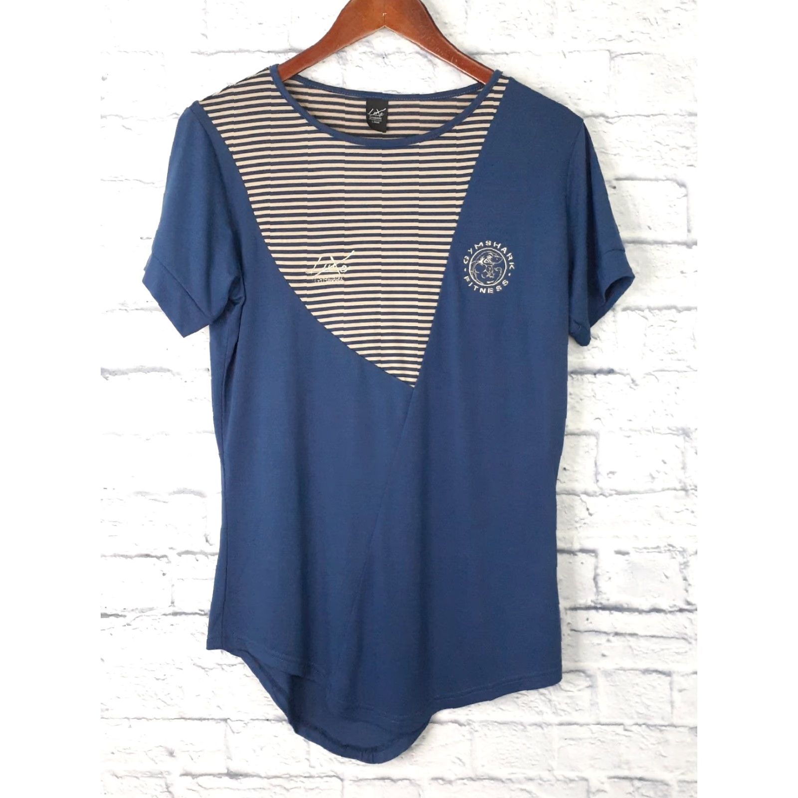 Gymshark Gymshark Short Sleeve Shirt Womens Small Blue Striped Luxe Fitness Fits S T-Shirt Activewear Casual Size S / US 4 / IT 40 - 2 Thumbnail