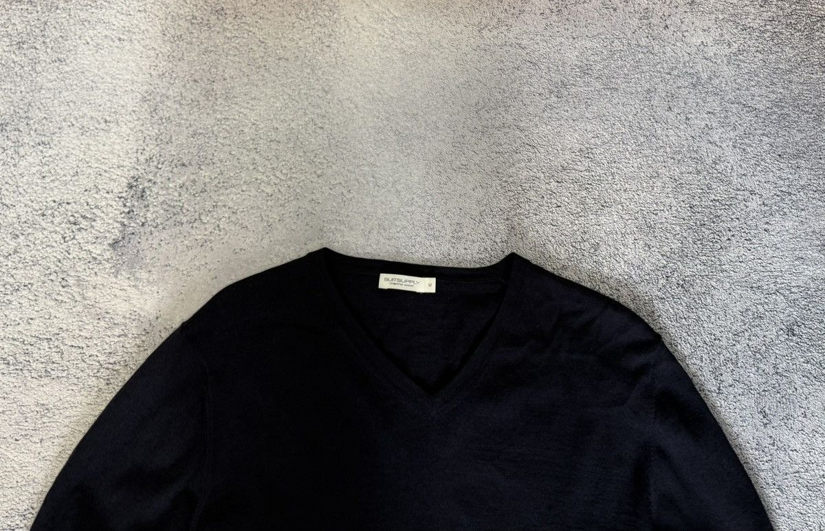 Suitsupply Suitsupply Mens M Merino Wool V Neck Sweater Pullover Navy Size US M / EU 48-50 / 2 - 5 Thumbnail