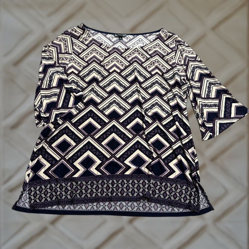 Bell Naif Blouse 2X Multicolor Geometric 3/4 Bell Sleeve Boat Neck Casual Tunic Women Size XXL / US 16-18 / IT 52-54 - 1 Thumbnail