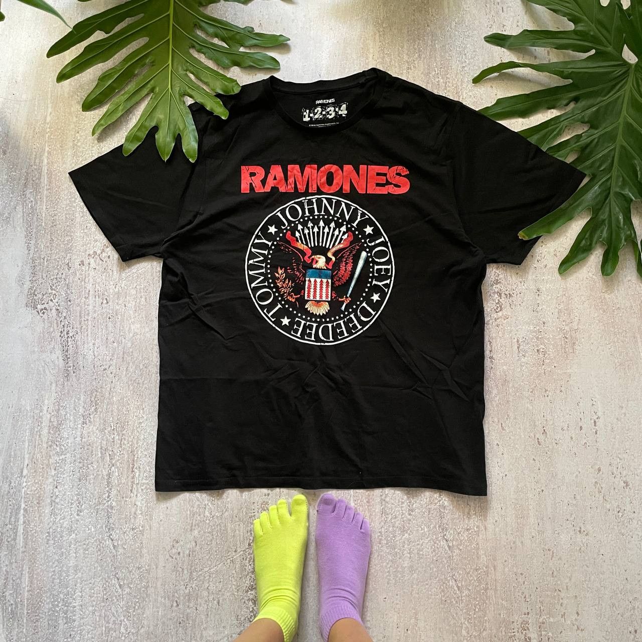 Band Tees × Vintage VINTAGE Y2K RAMONES OFFICIAL BAND TOUR TEE 175 Size US XL / EU 56 / 4 - 1 Thumbnail