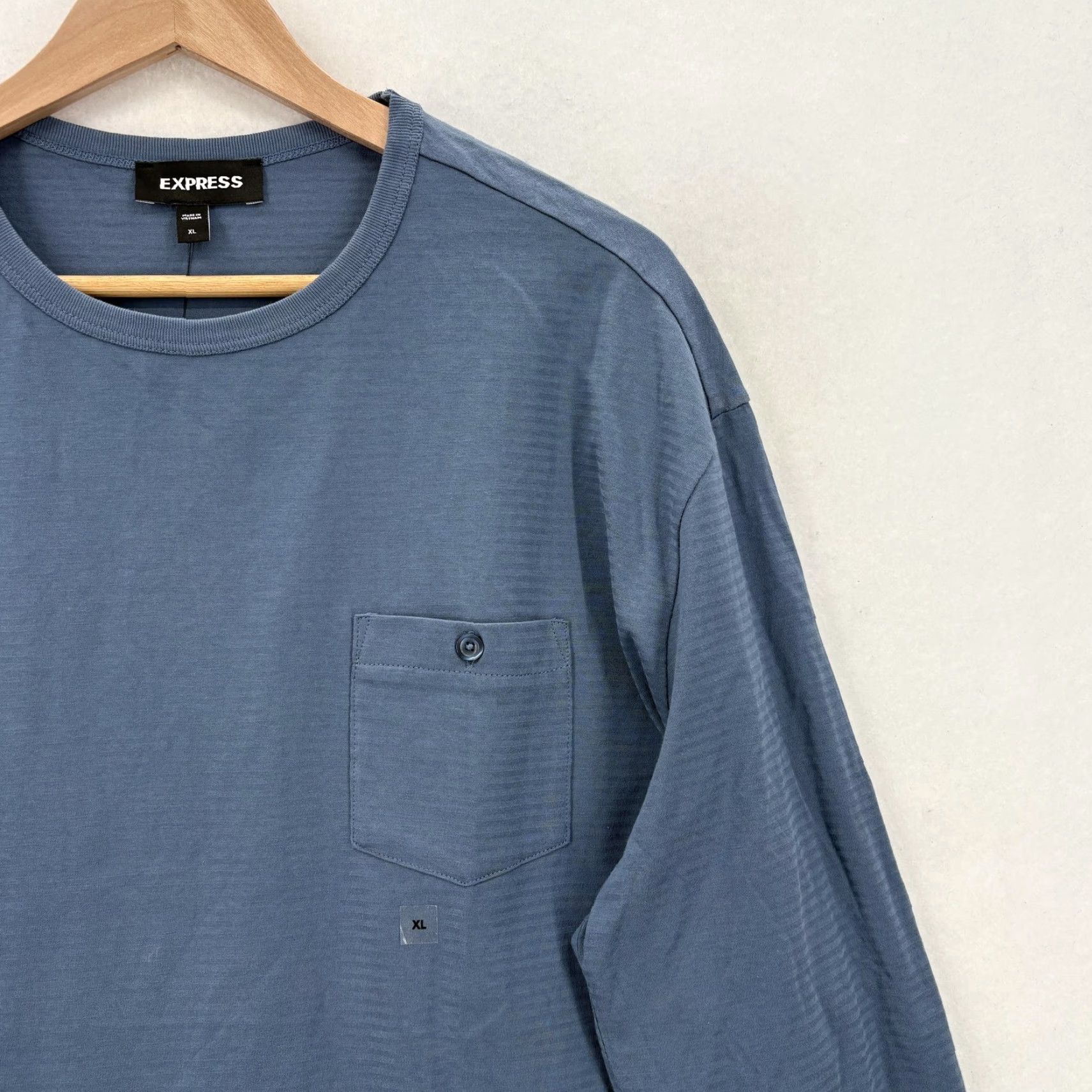 Express Express Shirt Mens XL Blue Long Sleeve Pocket Tee 100% Cotton Crewneck Casual Size US XL / EU 56 / 4 - 2 Thumbnail