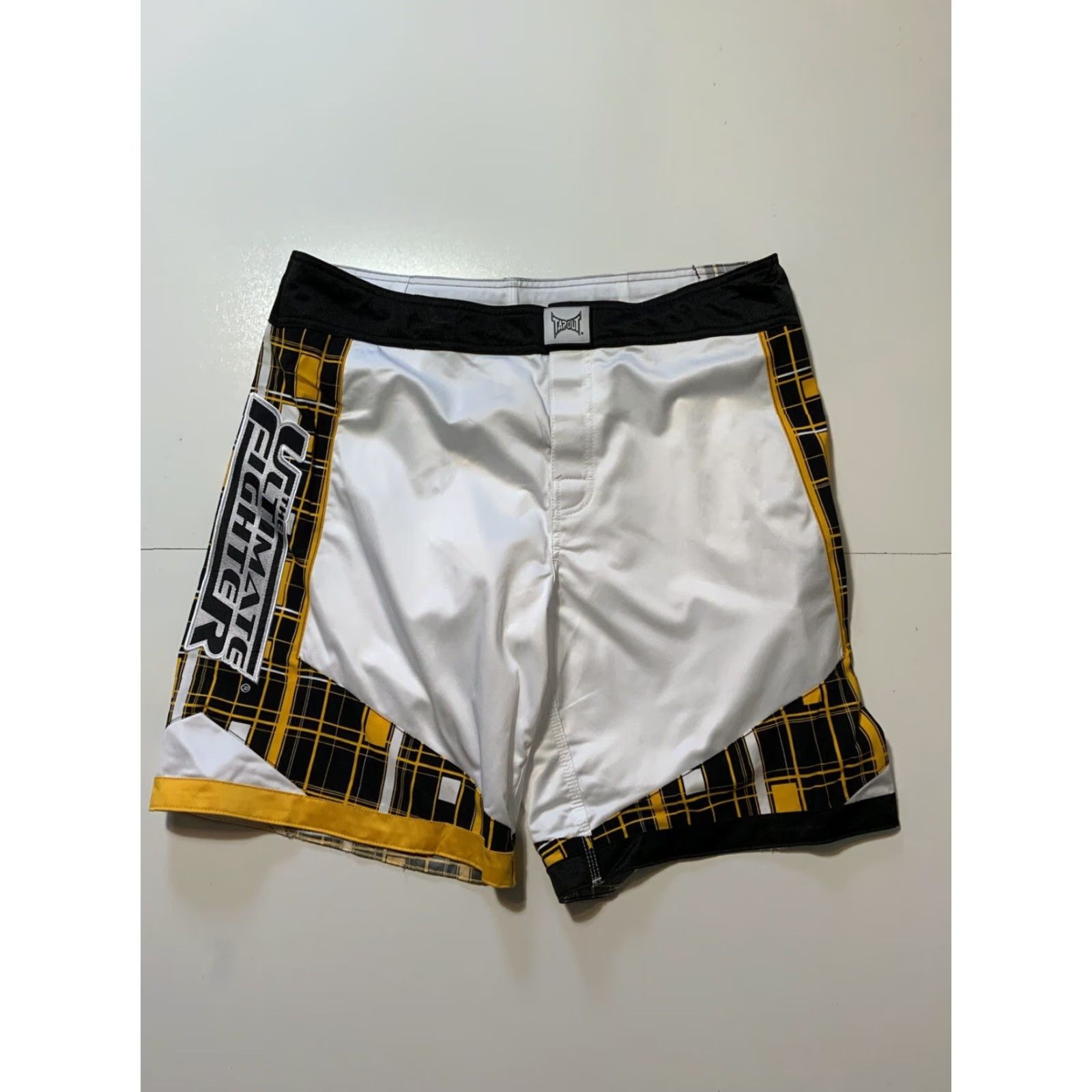 Tapout NWOT Tapout The Ultimate Fighter UFC Team Josh Koscheck Board Shorts Sz 40 Men White Black Gold Board Mens 40 White Black Gold Size US 40 / EU 56 - 2 Thumbnail