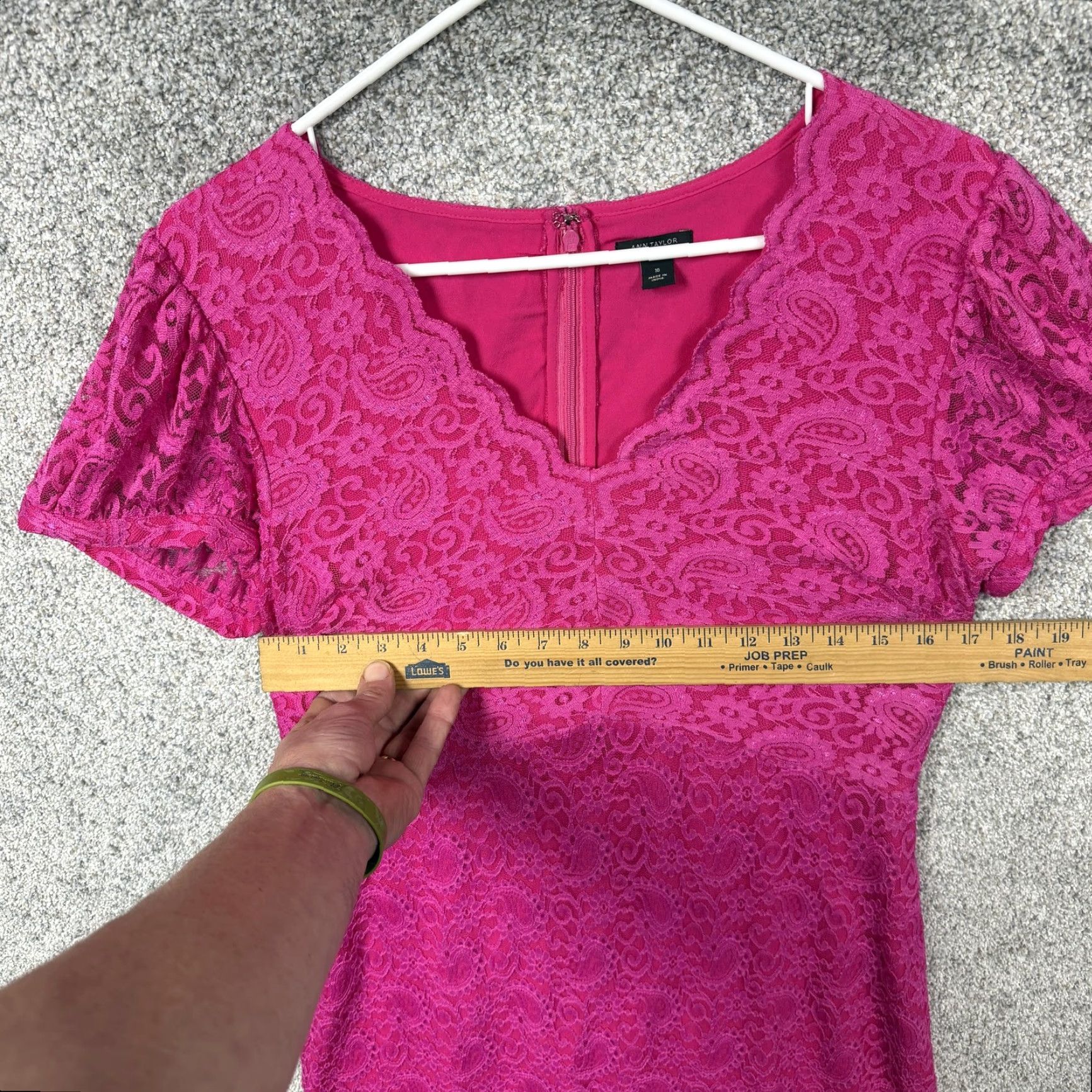 Ann Taylor Ann Taylor Factory Dress 10 Pink Lace Sheath Knee Length V-Neck Flutter Sleeve Party Wedding Womens Size L / US 10 / IT 46 - 2 Thumbnail