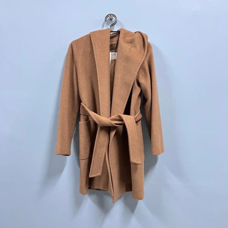 Max Mara MaxMara Camel Alpaca Wool Coat for Women 0089 Size M / US 6-8 / IT 42-44 - 1 Thumbnail