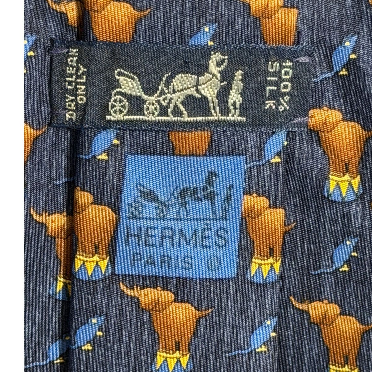 Hermes Vintage Hermes Paris Tie 100% Silk, Blue w/ Brown Elephants Size ONE SIZE - 5 Thumbnail