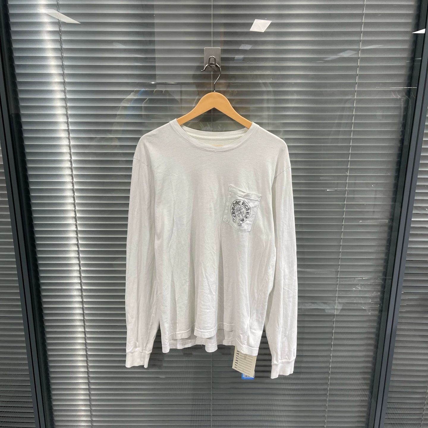 Chrome Hearts Chrome Hearts Las Vegas Qilin Arm Horseshoe Long Sleeve L 95N Size US L / EU 52-54 / 3 - 2 Thumbnail