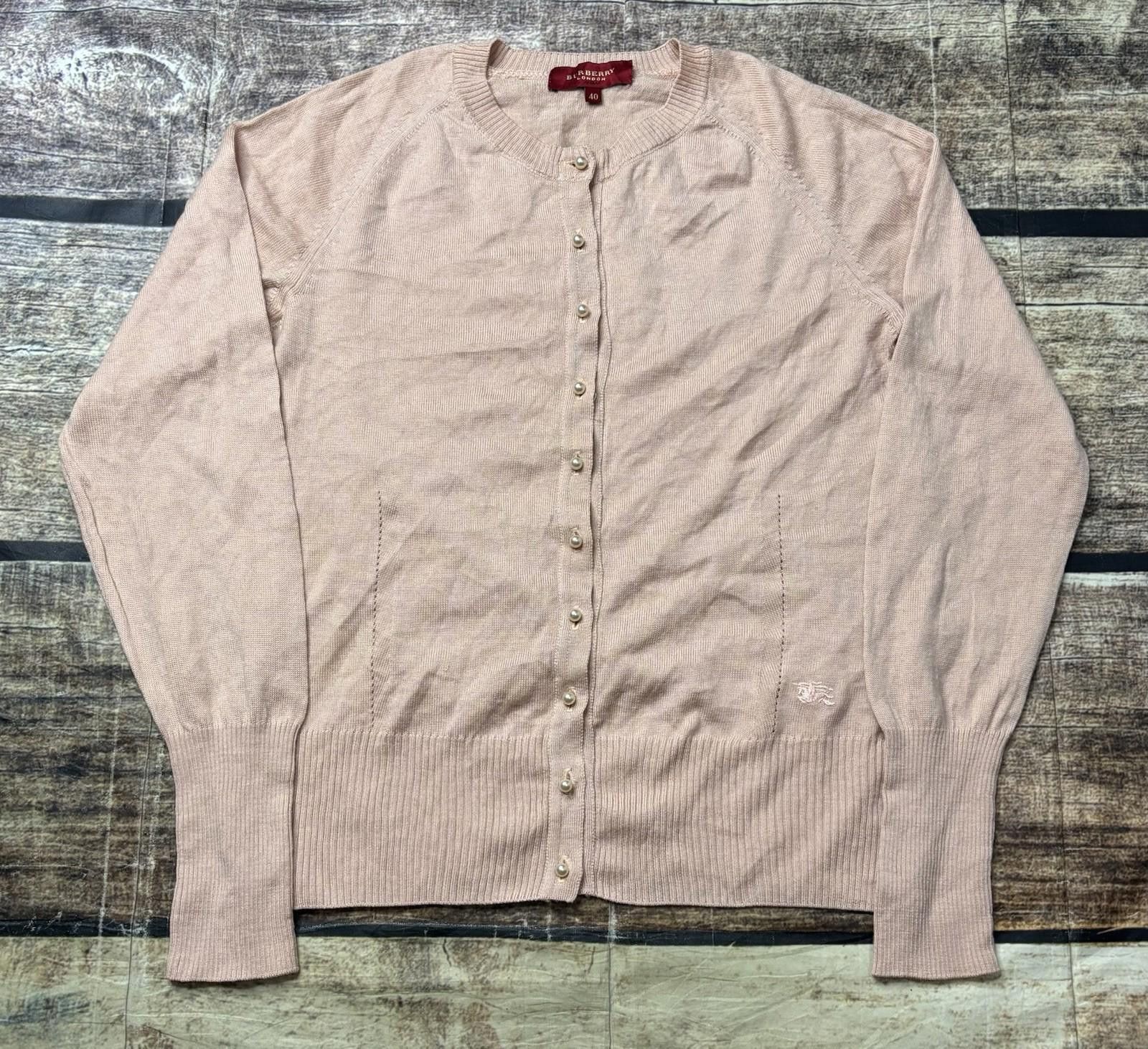 Other Burberry London Sweater Womens 40 Small Merino Wool Pearl Size S / US 4 / IT 40 - 1 Thumbnail