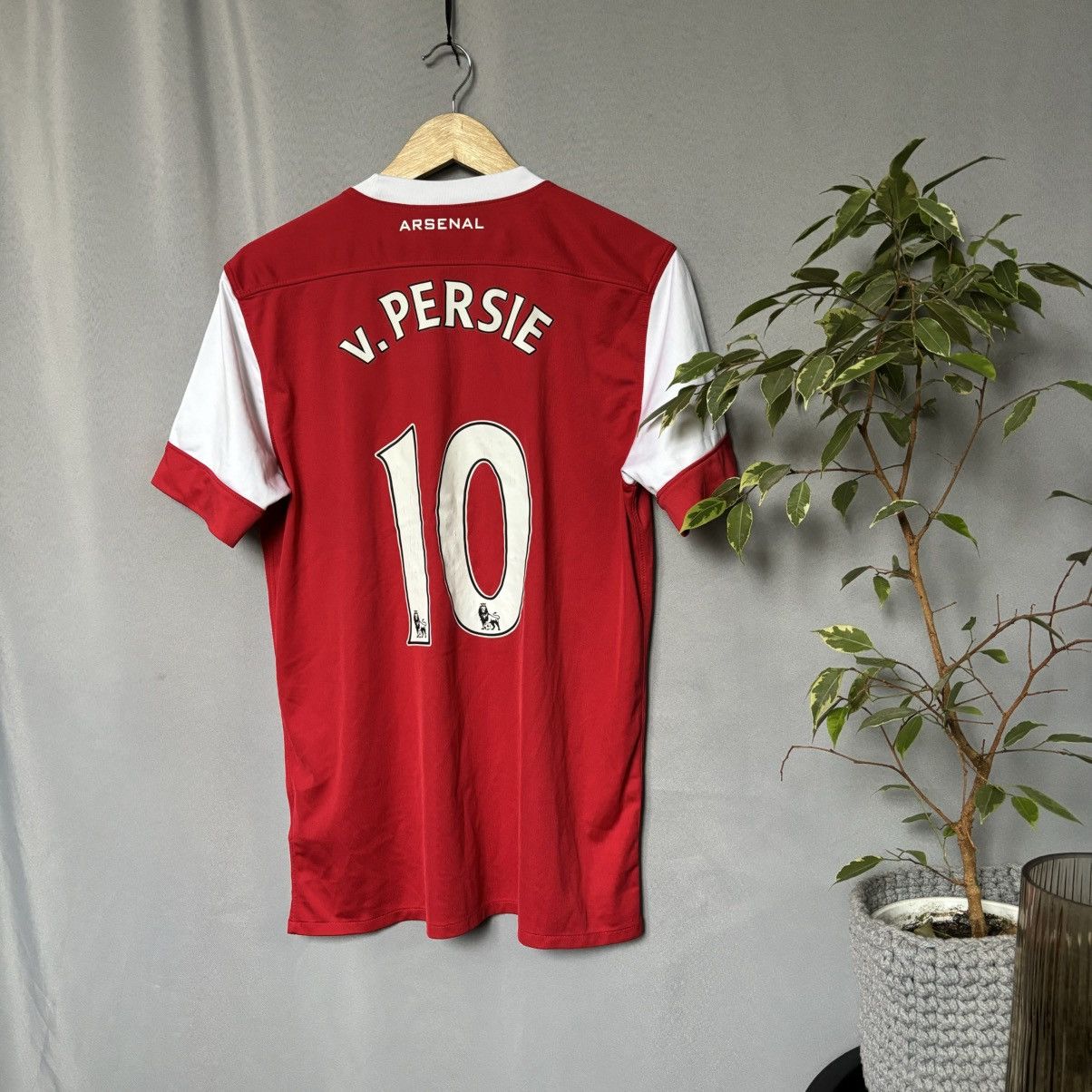 Nike Nike FC Arsenal Van Persie jersey rare football medium Size US M / EU 48-50 / 2 - 1 Thumbnail