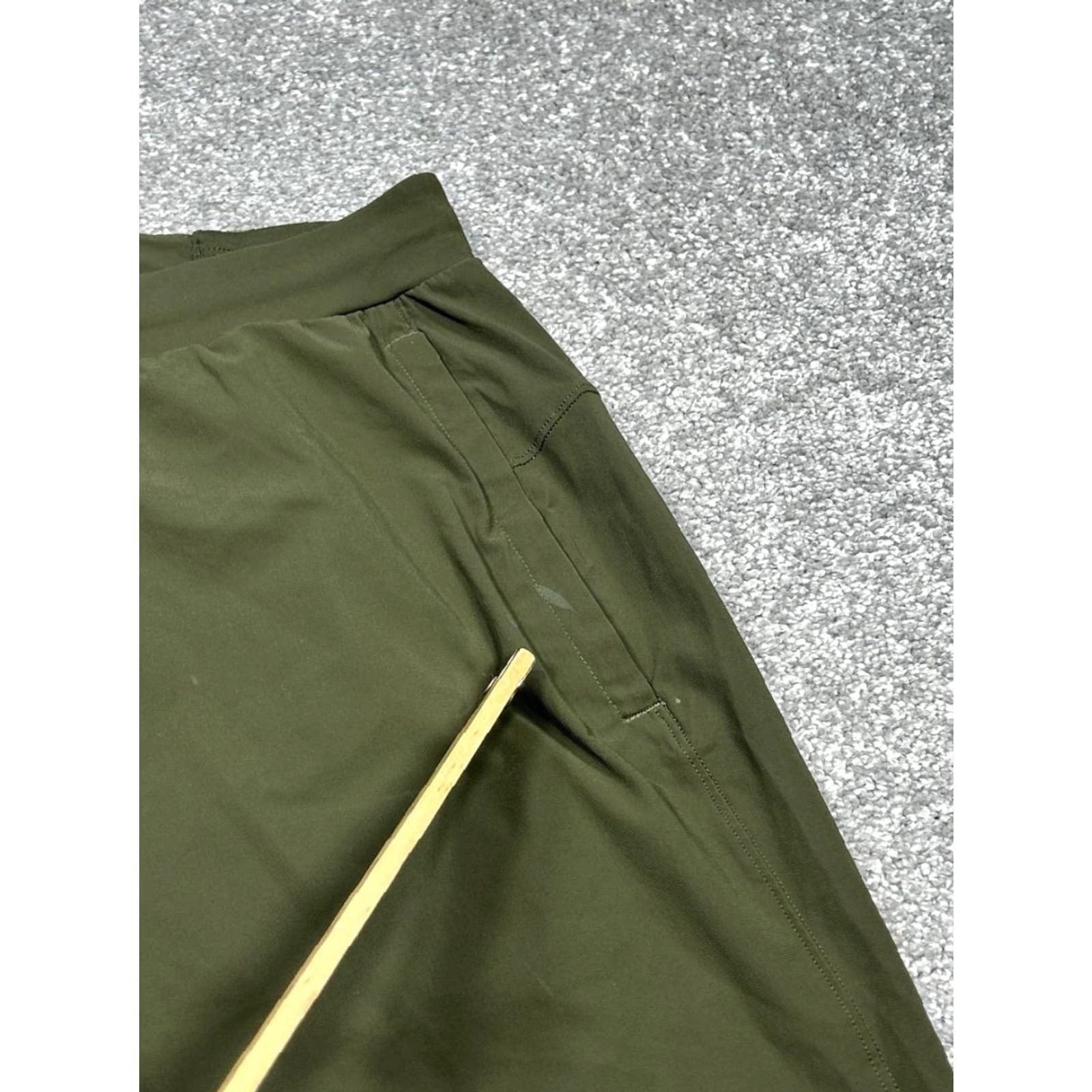 Lululemon Lululemon Surge Joggers Mens M Green Running Jogger Pants Athletic Cross Training Gym & Training Surges Size US 31 - 2 Thumbnail