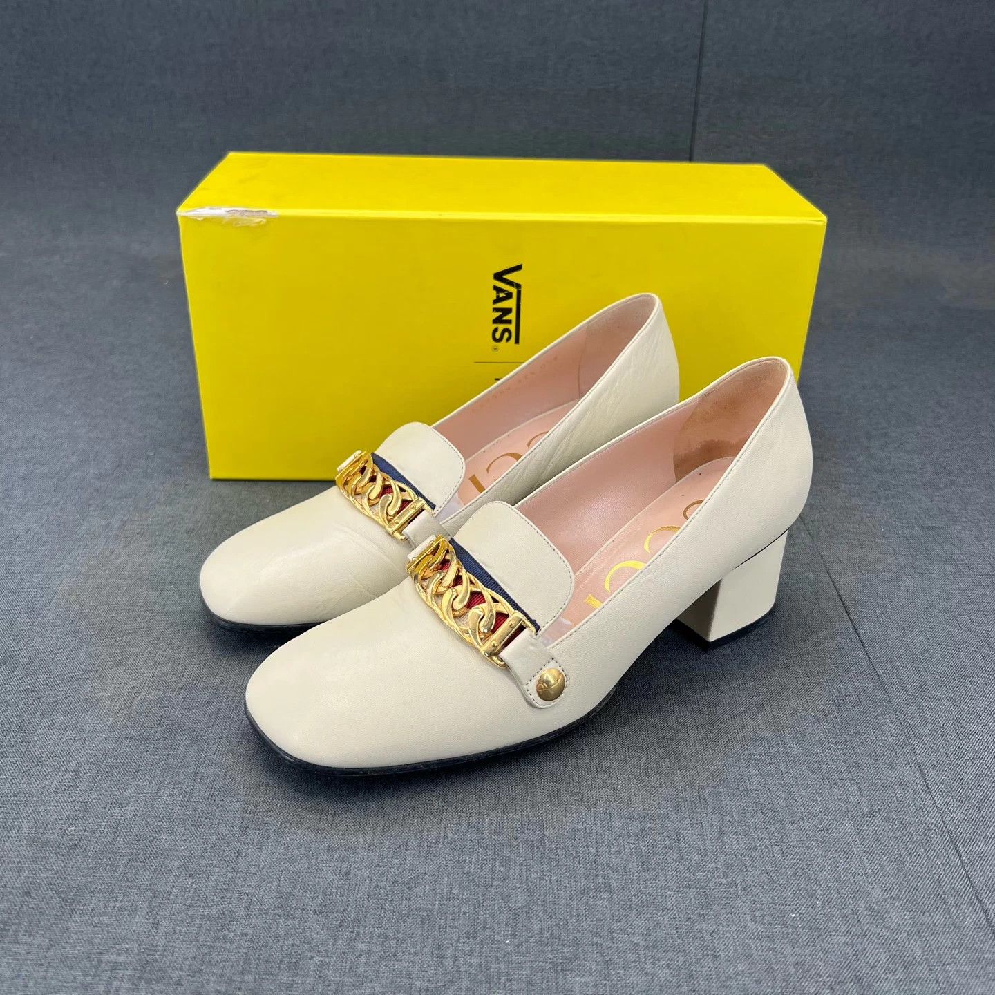 Gucci Gucci Sylvie Beige Leather Block Heel Women's Mint 37.5 Size US 6.5 / IT 36.5 - 1 Thumbnail