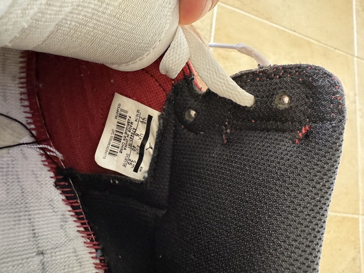 Jordan Brand Jordan 1 Retro Chicago 2015 GS 7 w/ Box (Missing Insoles) Size US 7 / EU 40 - 5 Thumbnail