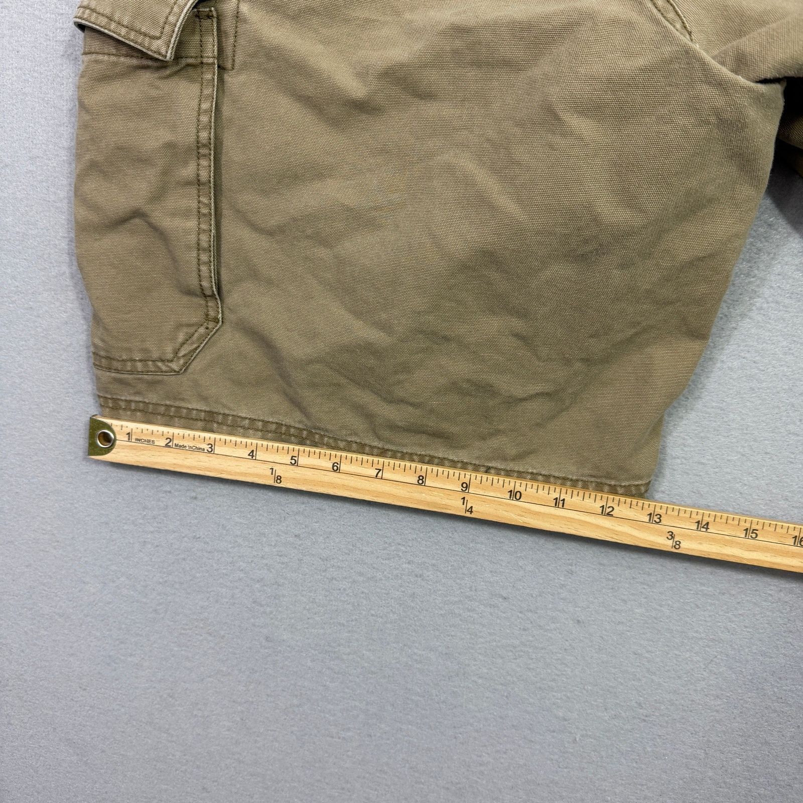 Old Navy Vintage Old Navy Cargo Shorts Men's 36 Tan 10" Inseam y2k Size US 36 / EU 52 - 11 Thumbnail
