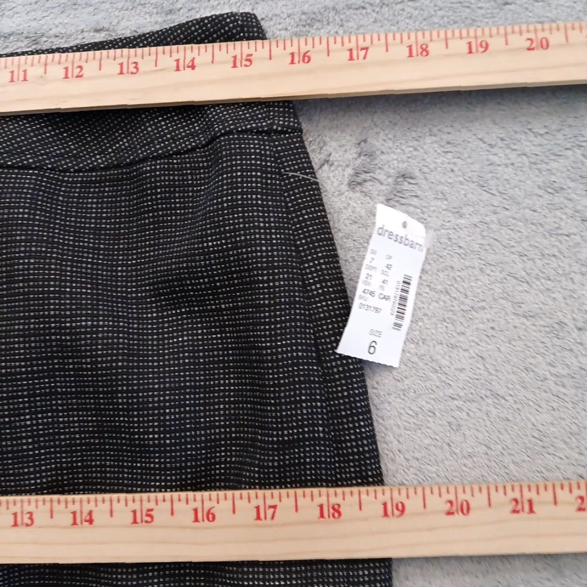 Vintage Jones Studio Black Knee Length Pencil Skirt Size 6 Lined Slit User: Jones Studio Black Knee Length Pencil Skirt Size 6 Lined Slit Size 28" / US 6 / IT 42 - 3 Thumbnail