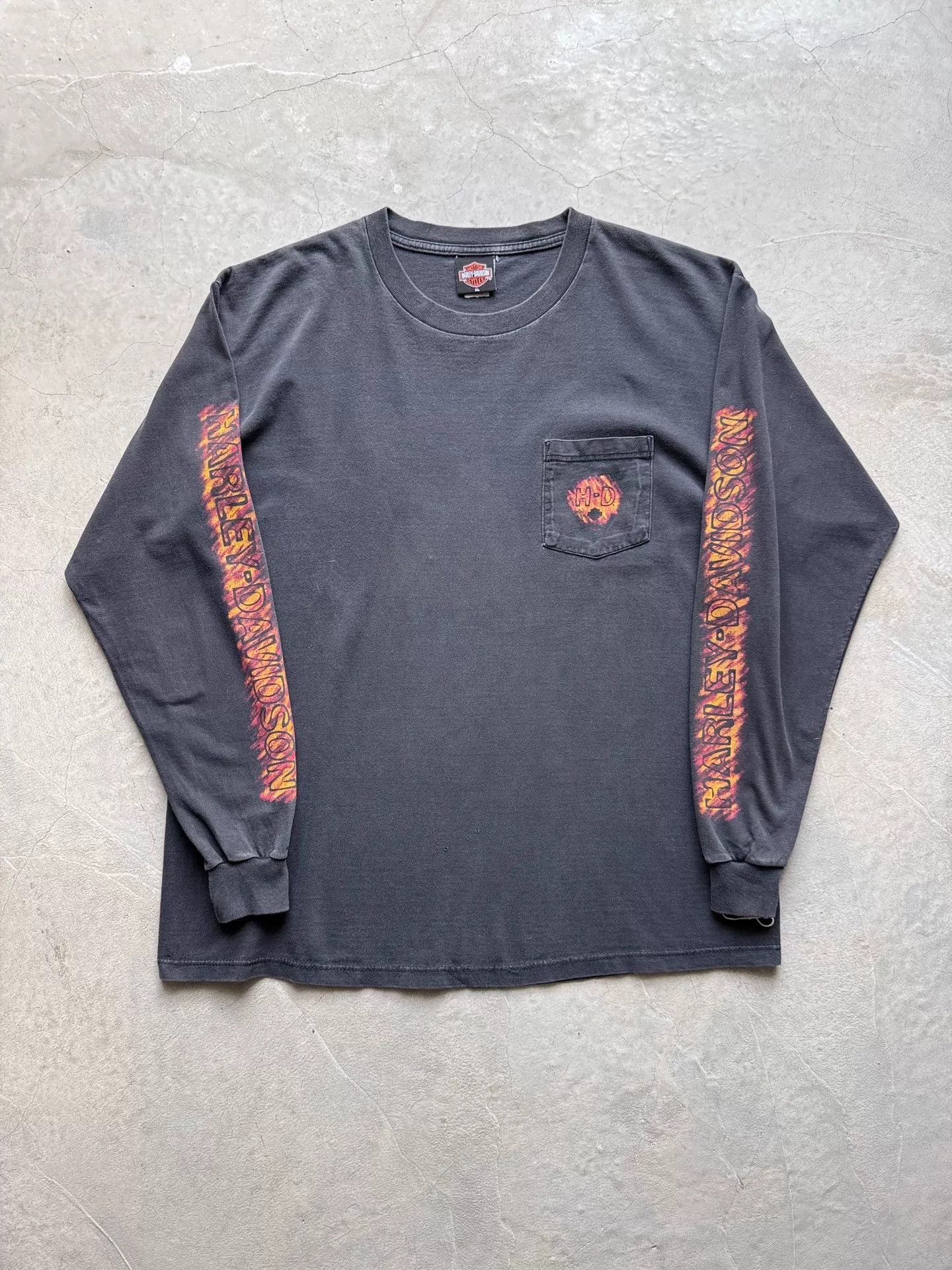 Vintage Vintage 00s Harley Davidson Yellowstone Tee Size US XL / EU 56 / 4 - 1 Thumbnail