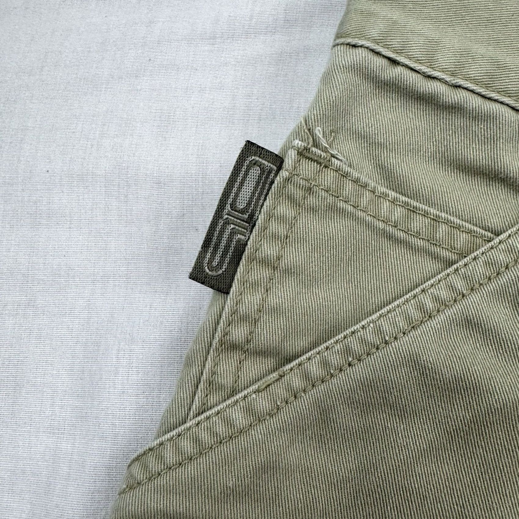 Vintage VINTAGE OTB Carpenter Shorts Womens 28 Khaki Beige Baggy Hipster Y2K Punk 90s Casual Mens Womens Boys Girls Size 28" / US 6 / IT 42 - 3 Thumbnail