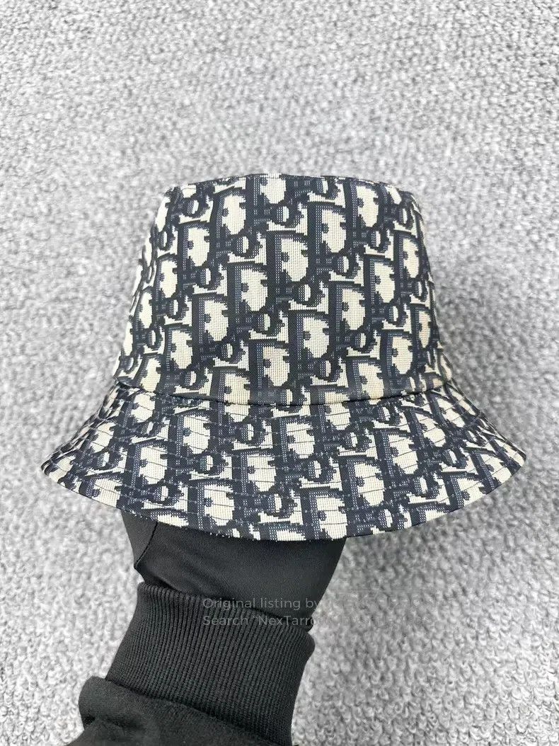 Dior Dior Size 58 Double-sided full-printed old flower logo fish Size ONE SIZE - 2 Thumbnail