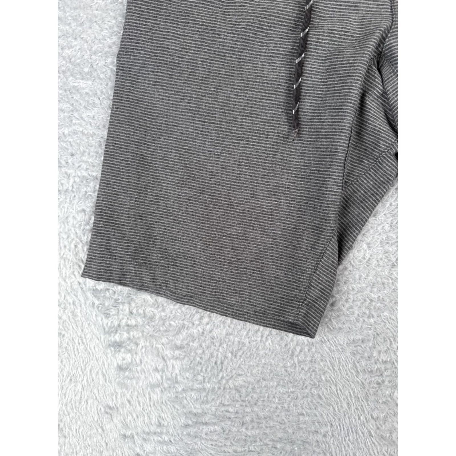 Hang Ten Hang Ten Mens Shorts 32 Gray Striped Chino Polyester Blend Skate Beach Surf Casual 5-Pocket Logo Belt Loops Inseam 10 in Regular Fit Size US 32 / EU 48 - 3 Thumbnail