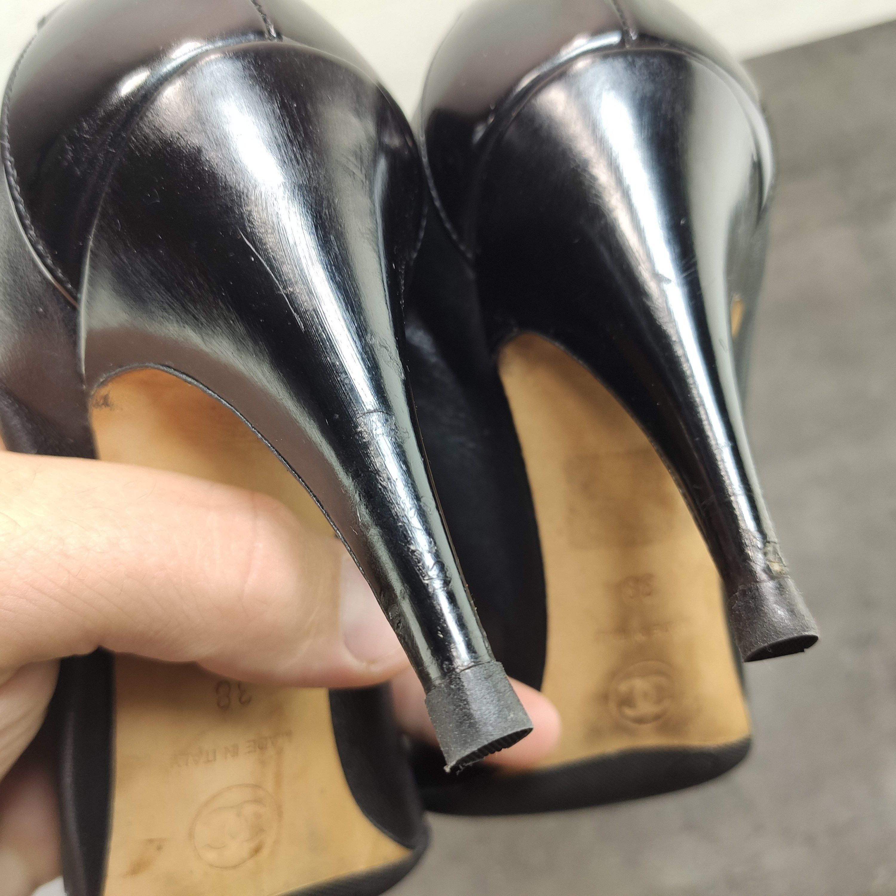 Chanel Chanel black leather patent toe heels Size US 8 / IT 38 - 10 Thumbnail