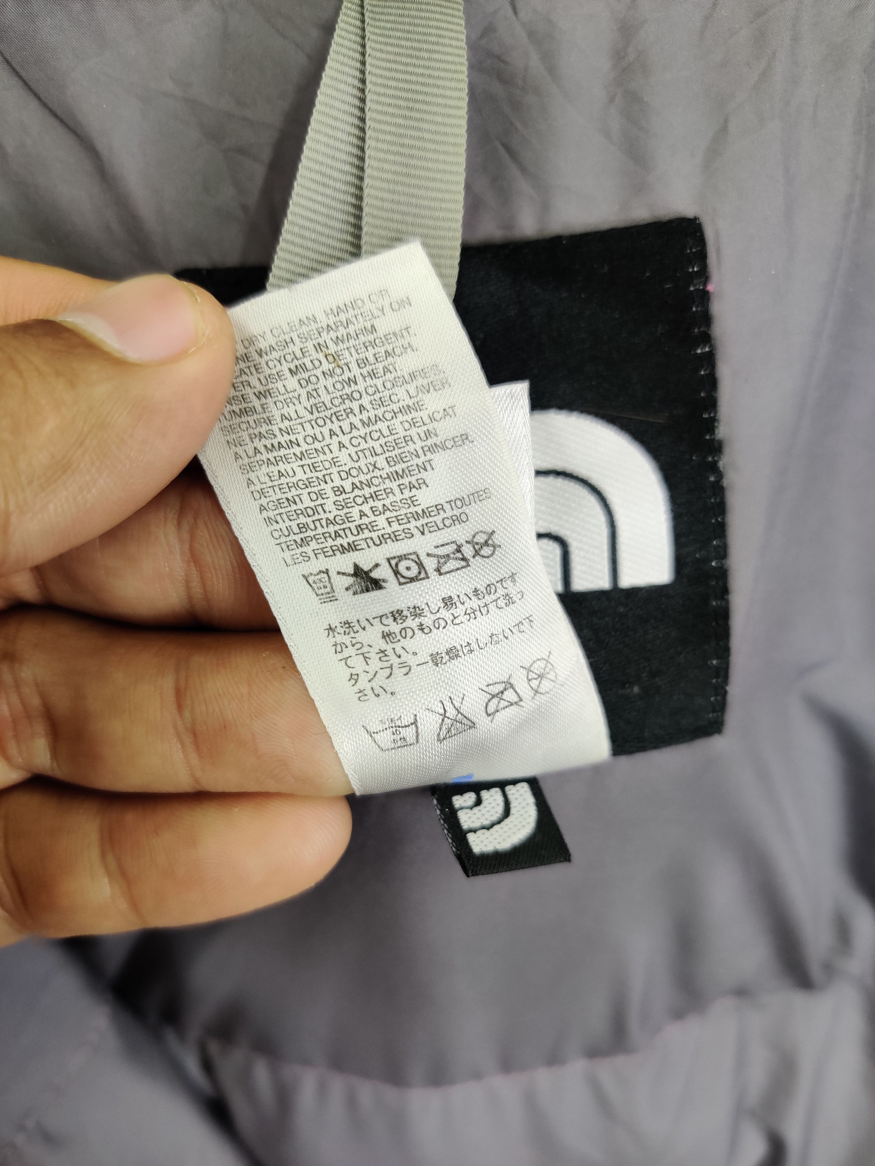 The North Face Vintage The North Face Down Puffer 700 Jacket Size US L / EU 52-54 / 3 - 19 Thumbnail