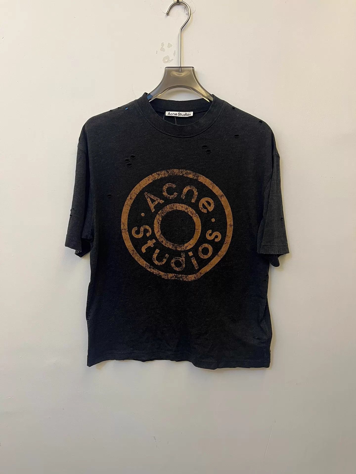 Acne Studios Acne Distressed Circular Logo Unisex Short Tee XS Size US XS / EU 42 / 0 - 1 Thumbnail