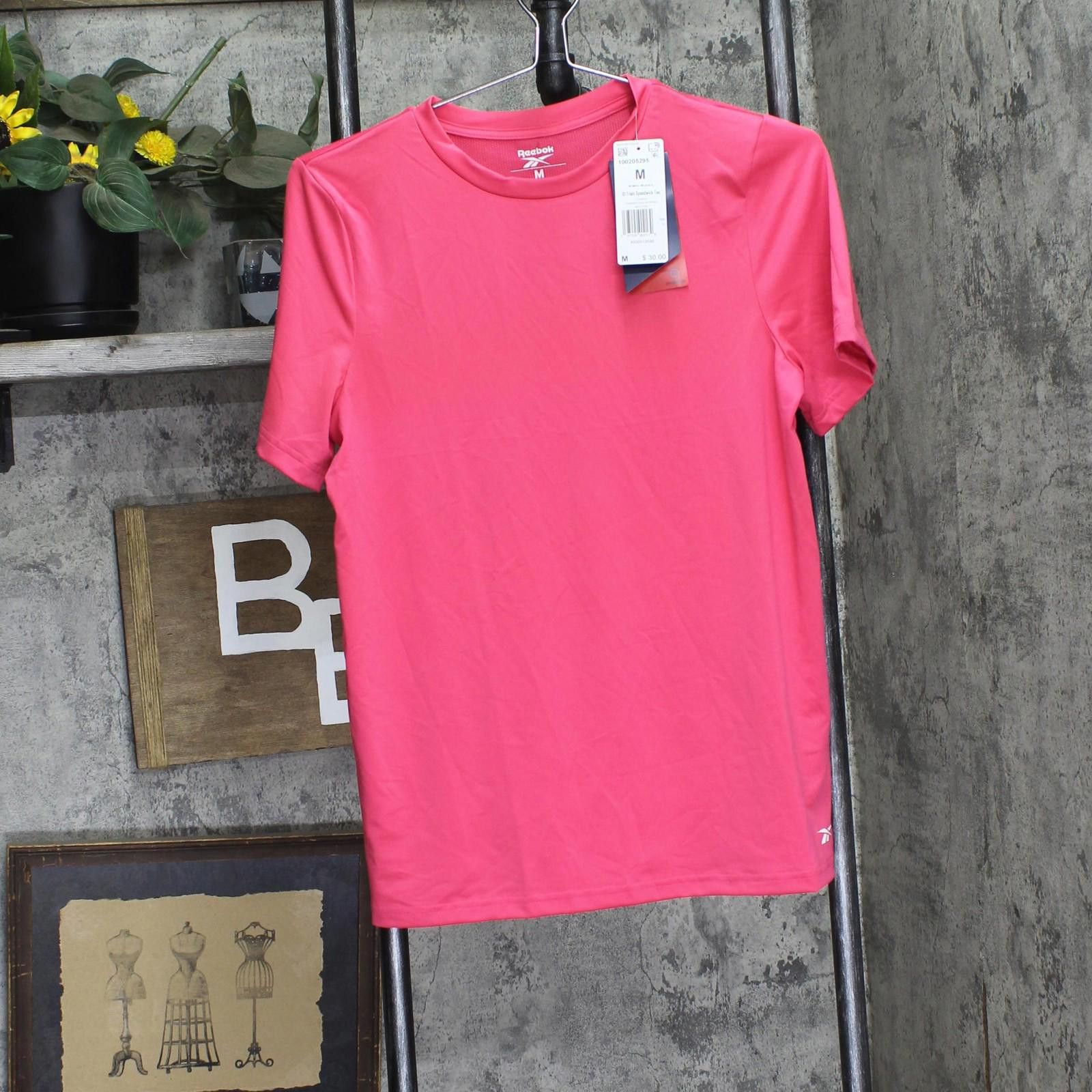 Reebok Nwt Reebok Tee Pullover Shirt Top 100205295 Bold Pink M Size M / US 6-8 / IT 42-44 - 1 Thumbnail