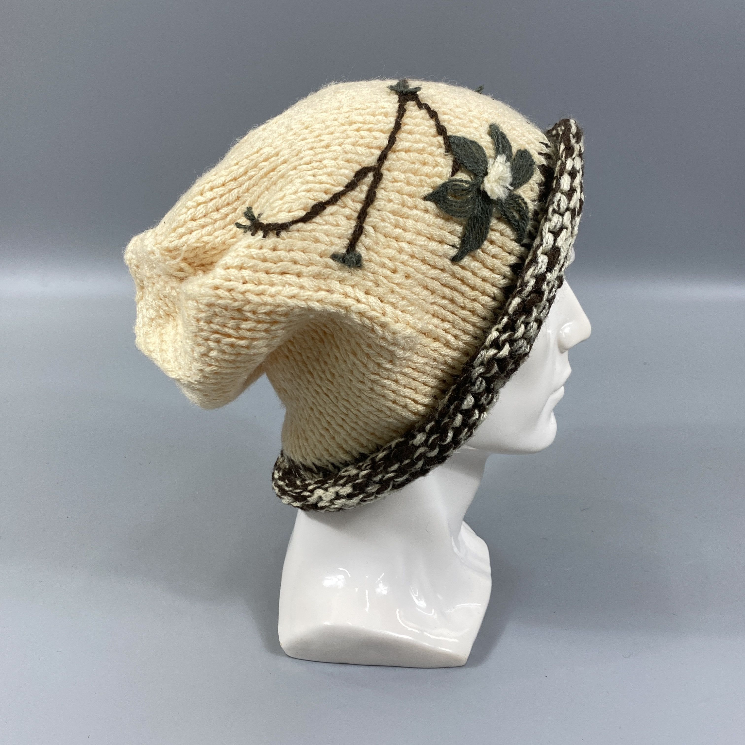 Japanese Brand Vintage Grace Knit Snow Cap Beanie Hat -BN1143 Size ONE SIZE - 3 Thumbnail